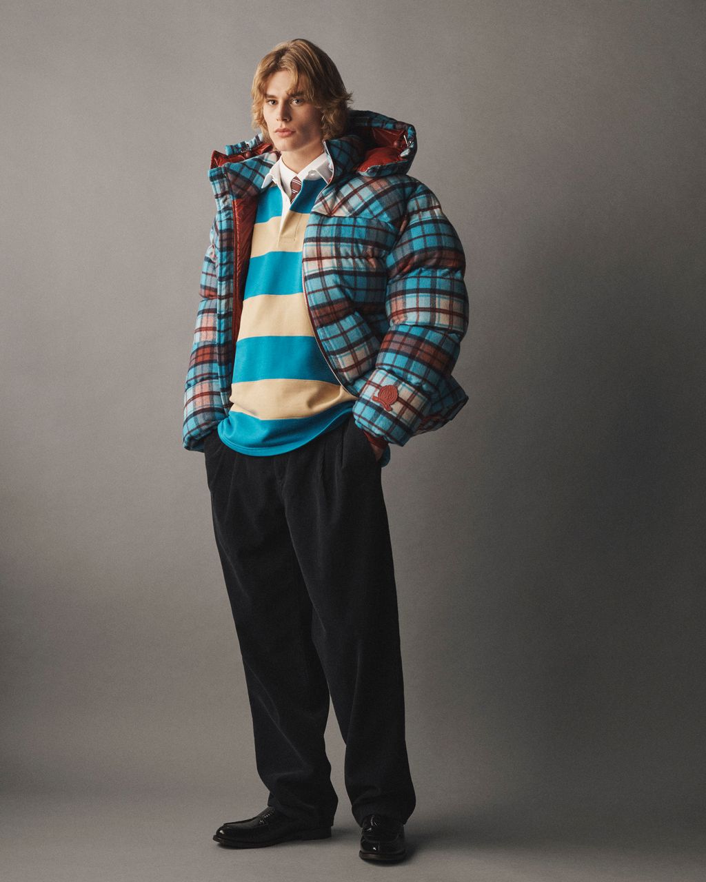 Fashion Week New York Fall/Winter 2023 look 1 from the Tommy Hilfiger collection menswear