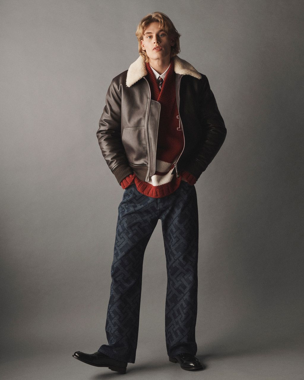 Fashion Week New York Fall/Winter 2023 look 18 from the Tommy Hilfiger collection menswear