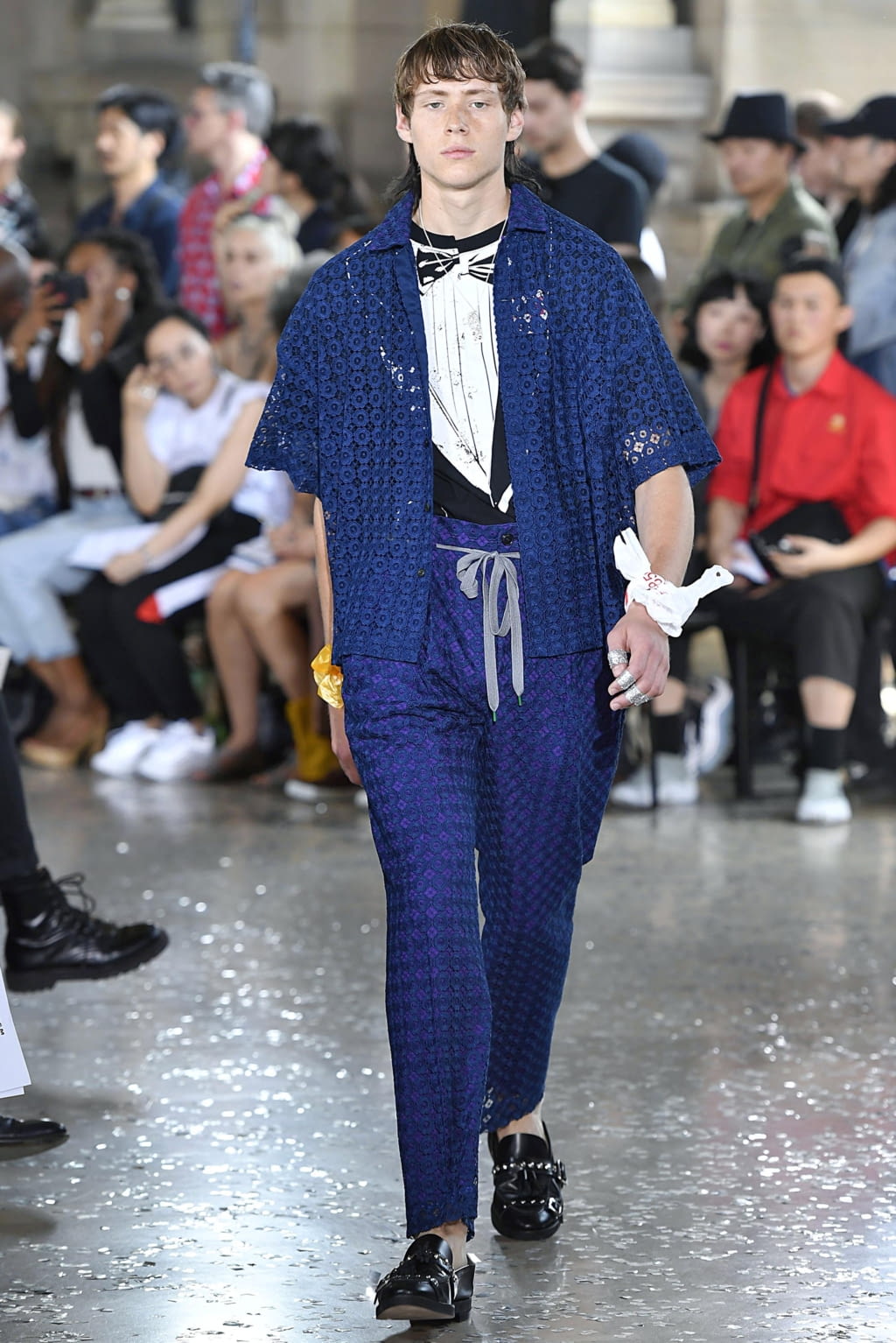 Fashion Week Paris Spring/Summer 2019 look 1 from the Facetasm collection 男装