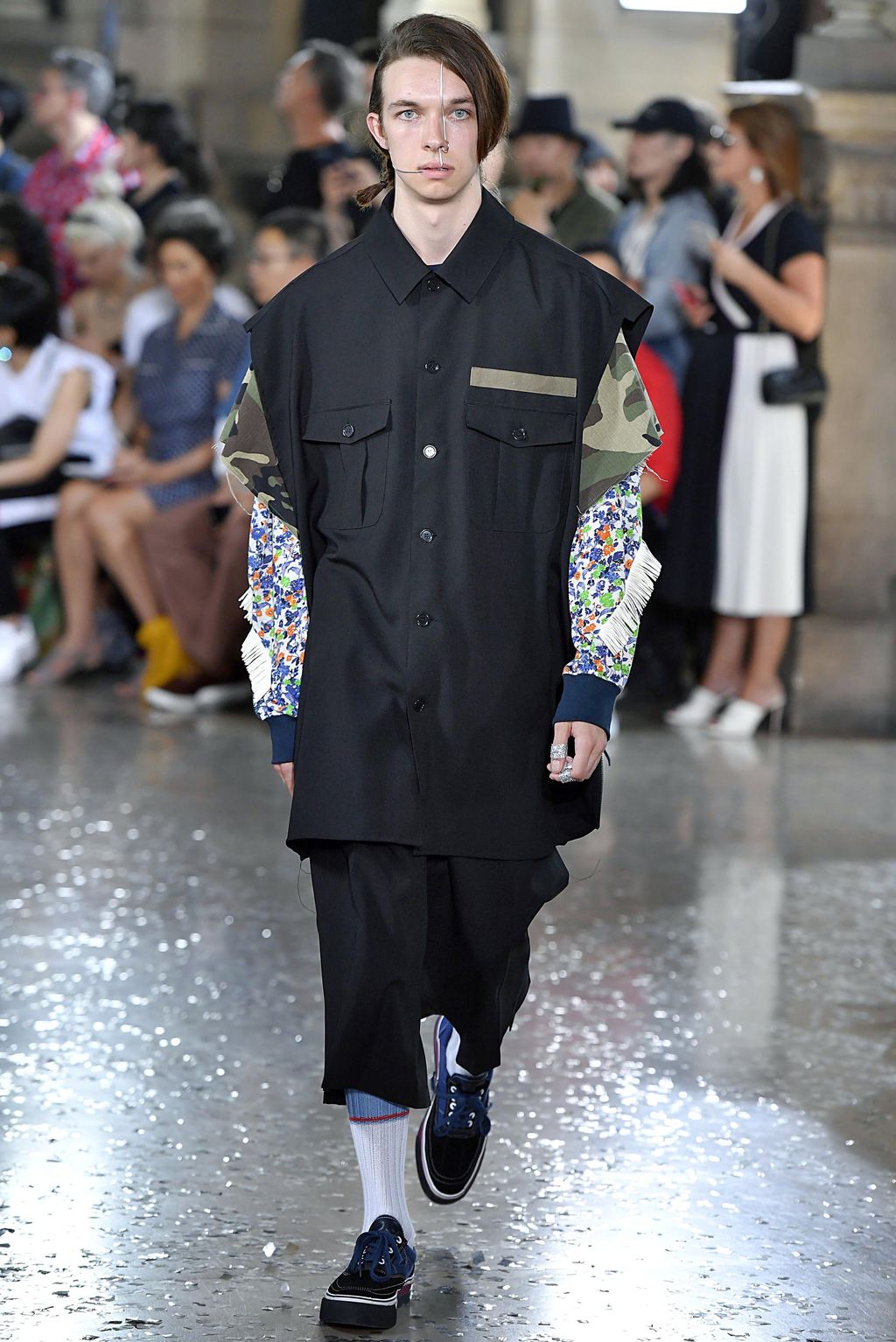Fashion Week Paris Spring/Summer 2019 look 32 from the Facetasm collection 男装