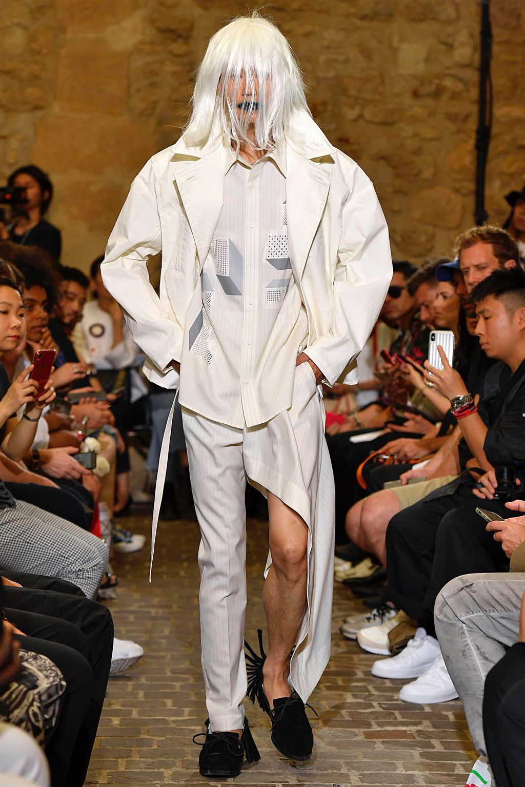 Fashion Week Paris Spring/Summer 2020 look 25 from the Facetasm collection menswear