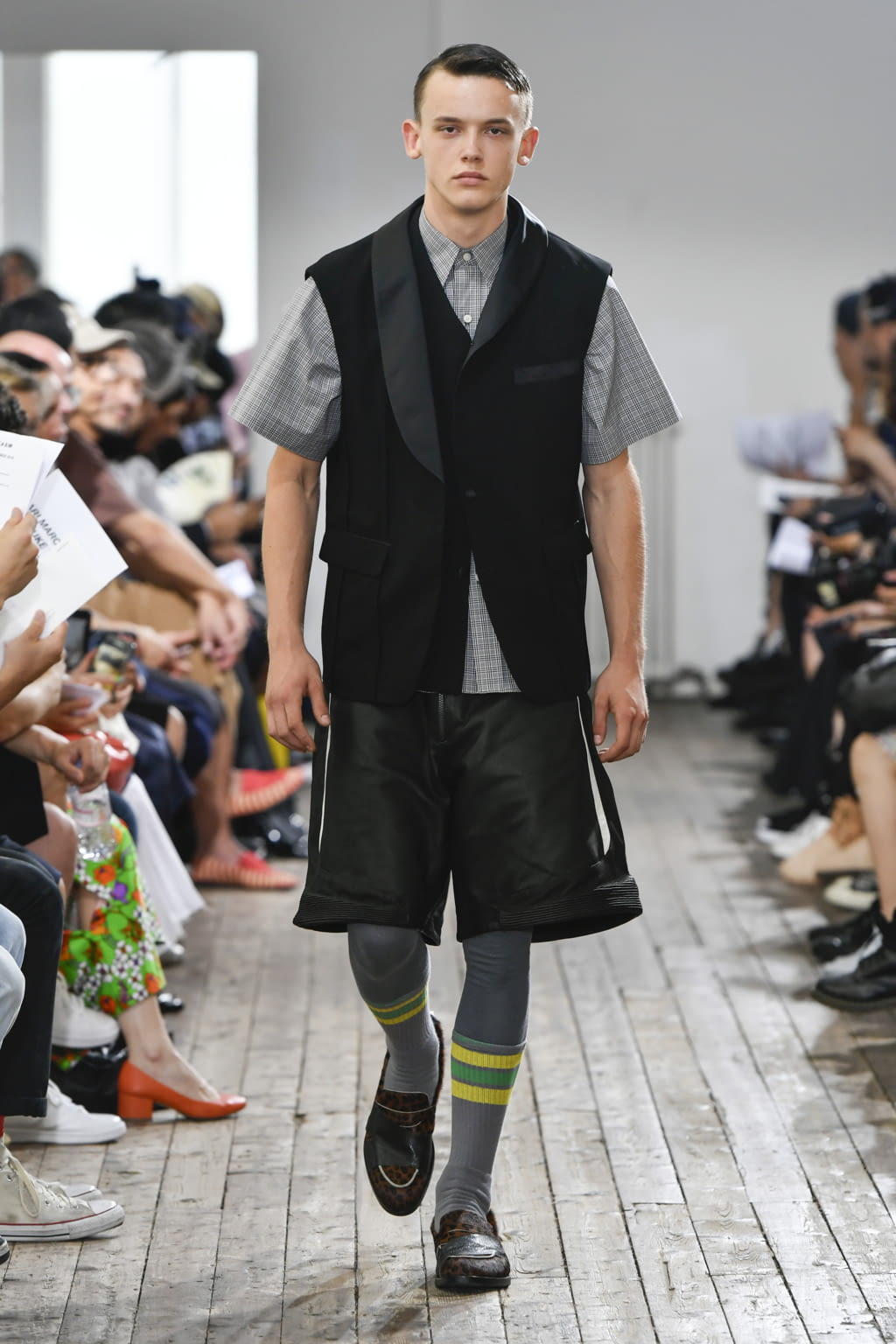 Fashion Week Paris Spring/Summer 2018 look 13 from the Facetasm collection menswear