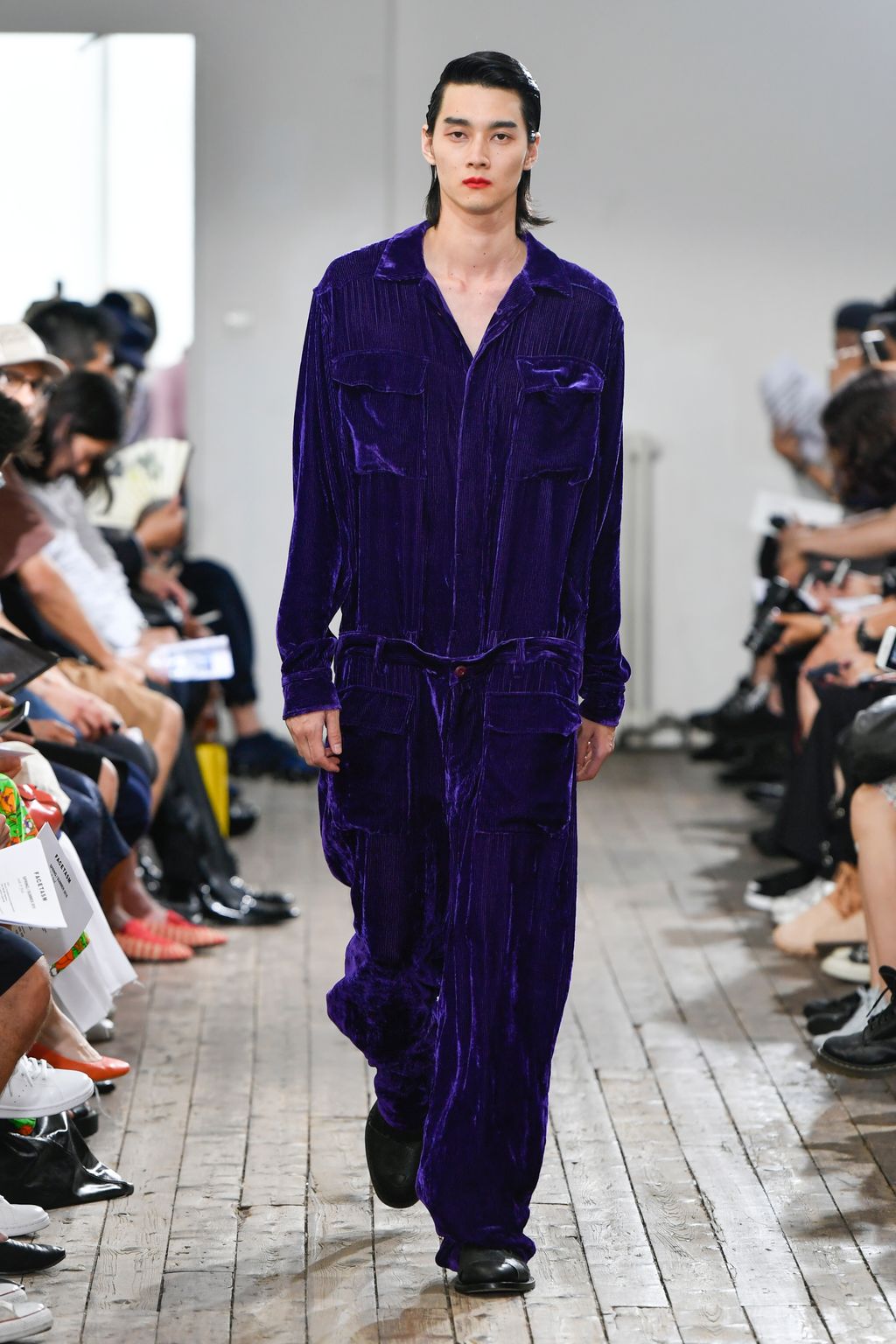 Fashion Week Paris Spring/Summer 2018 look 20 from the Facetasm collection 男装
