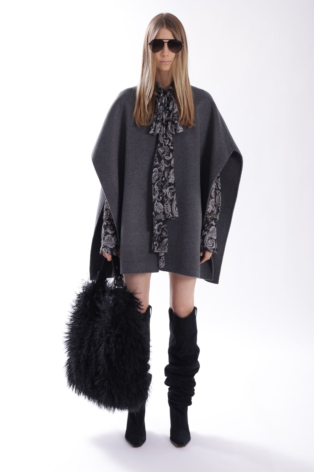 Fashion Week New York Fall/Winter 2025 look 11 from the MICHAEL Michael Kors collection womenswear