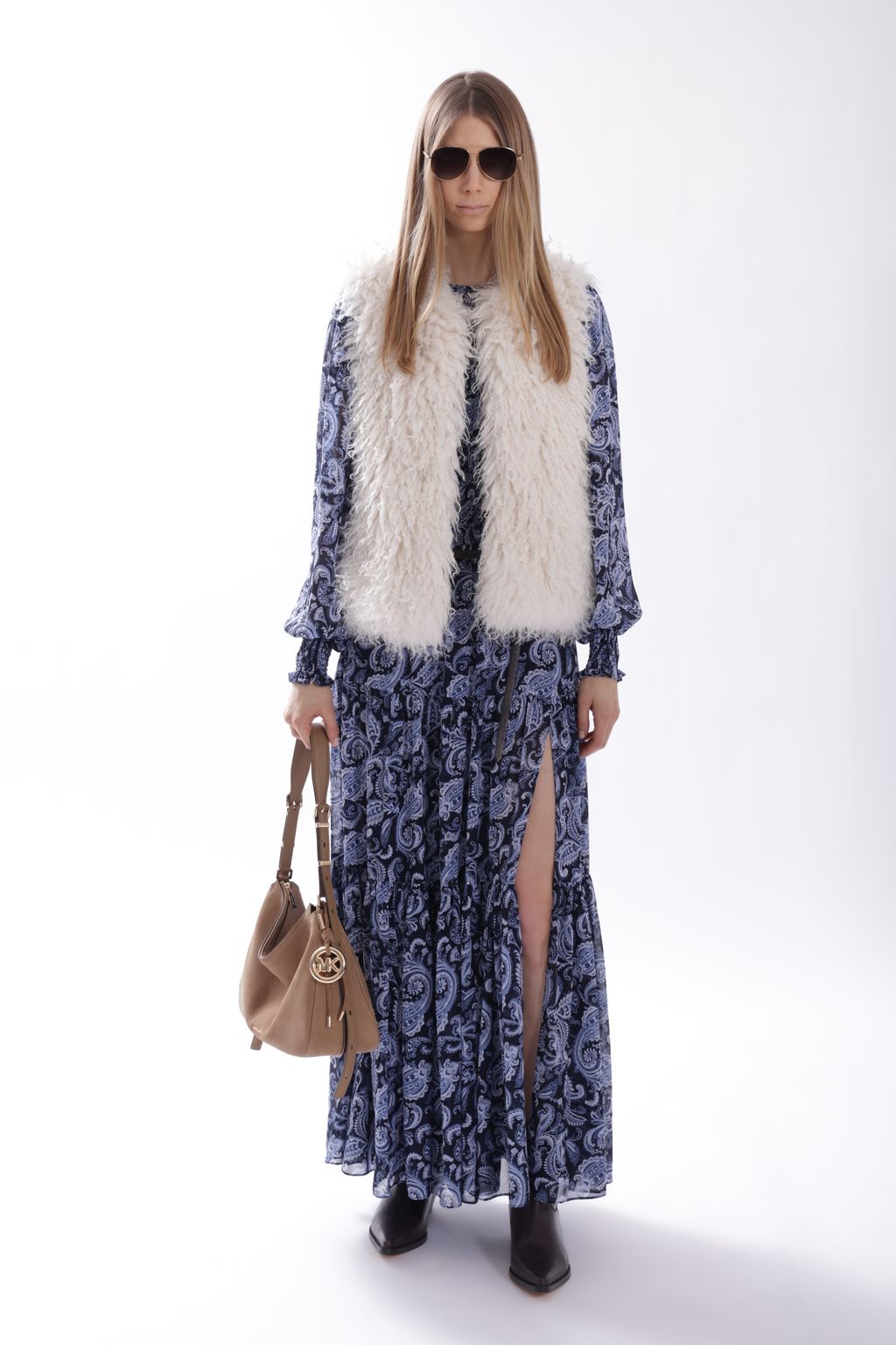 Fashion Week New York Fall/Winter 2025 look 2 from the MICHAEL Michael Kors collection 女装