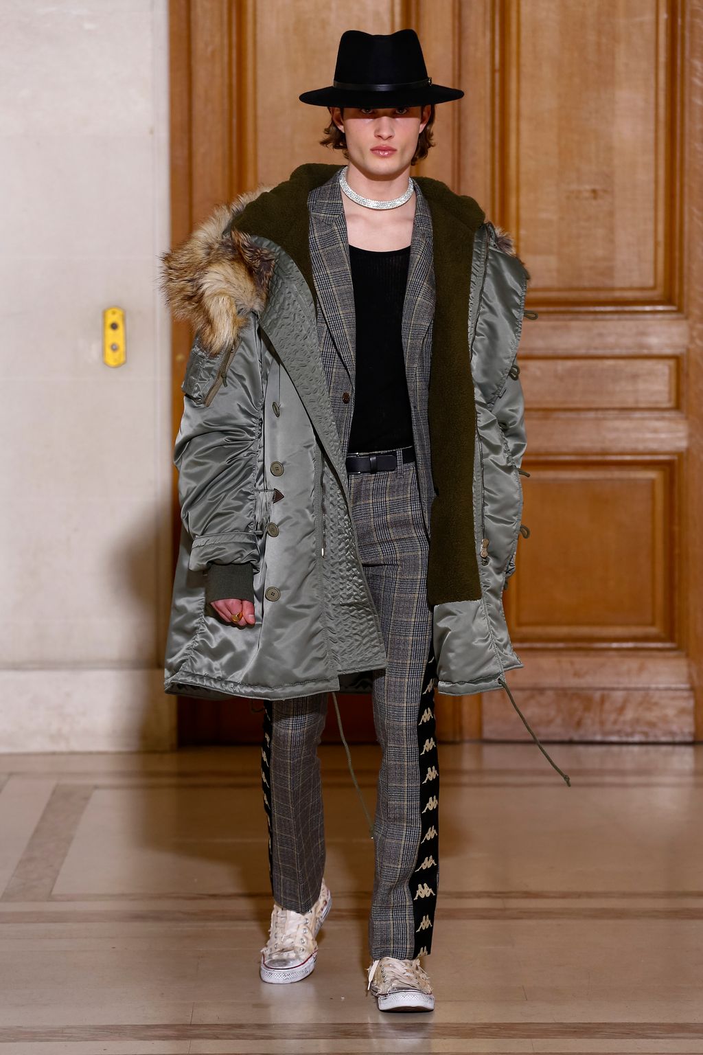 Fashion Week Paris Fall/Winter 2017 look 10 from the Faith Connexion collection womenswear