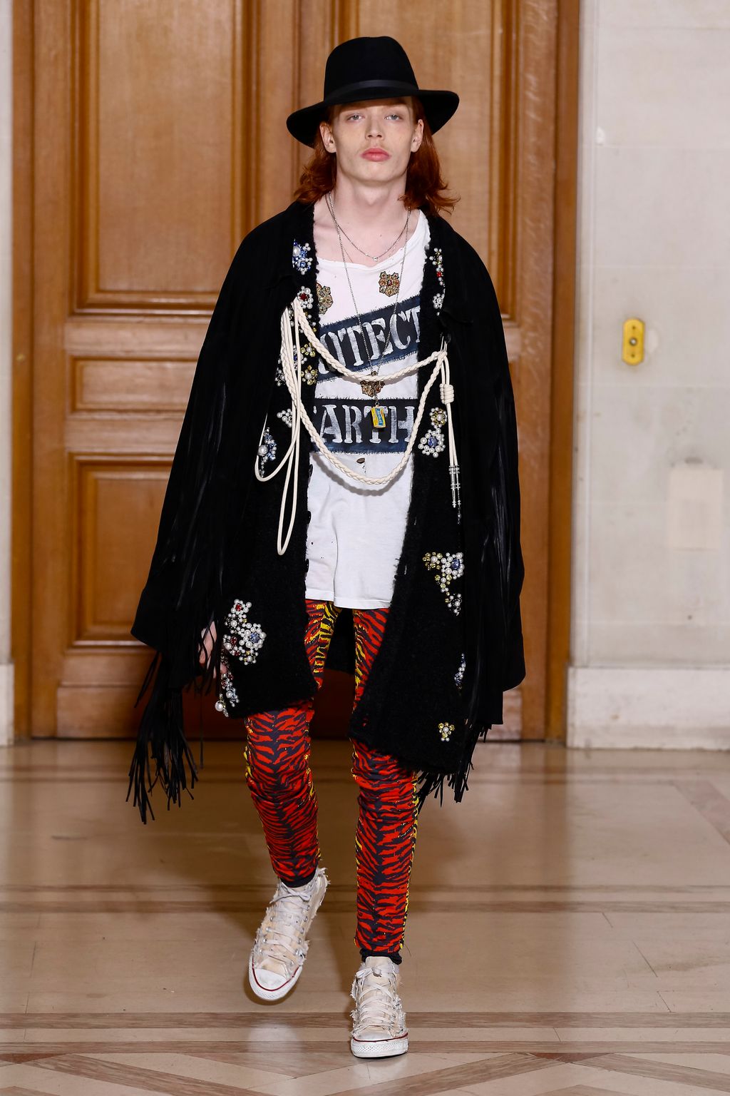 Fashion Week Paris Fall/Winter 2017 look 20 from the Faith Connexion collection womenswear