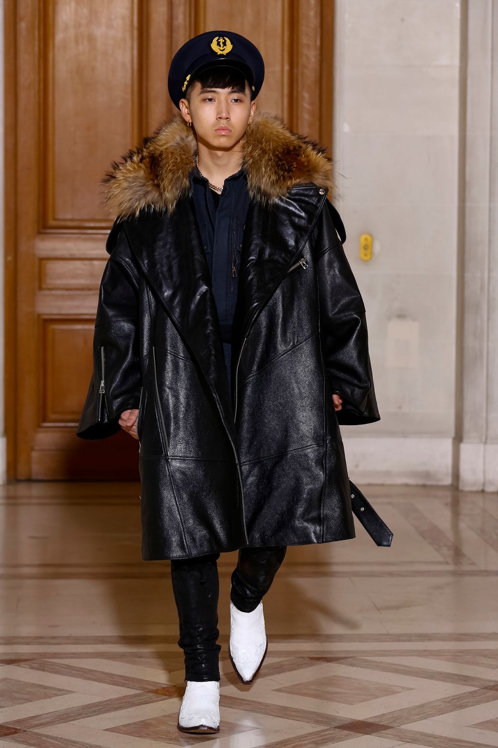 Fashion Week Paris Fall/Winter 2017 look 24 from the Faith Connexion collection womenswear