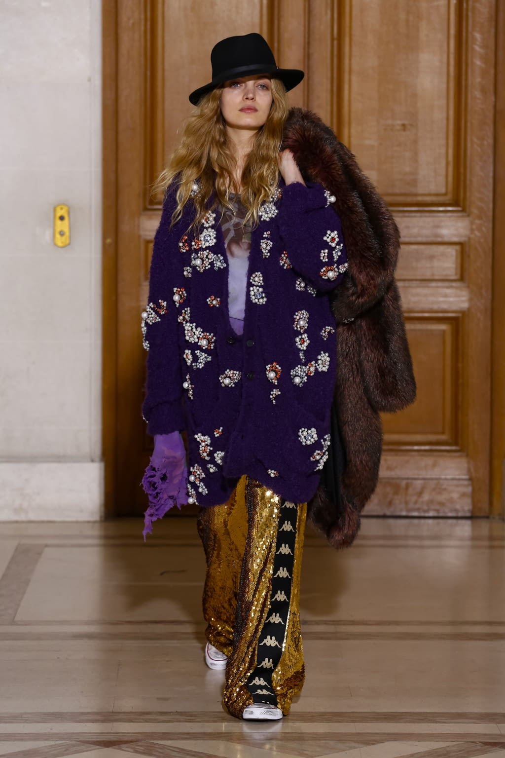 Fashion Week Paris Fall/Winter 2017 look 27 from the Faith Connexion collection womenswear