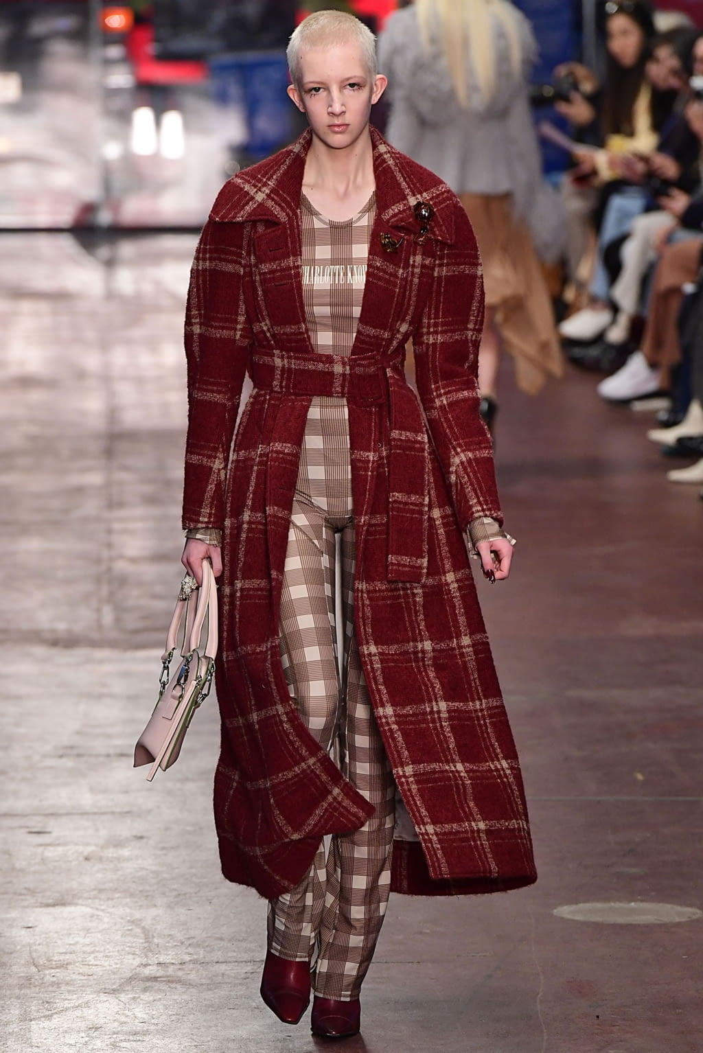 Fashion Week London Fall/Winter 2019 look 41 from the Fashion East collection 女装