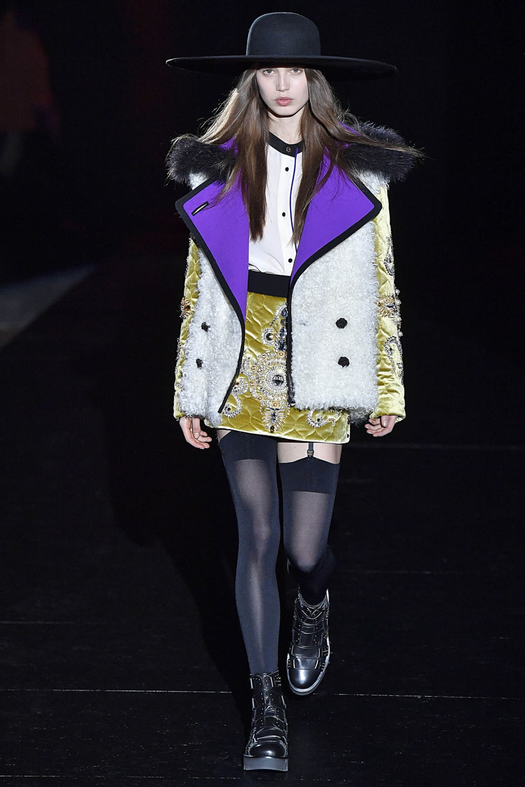 Fashion Week Milan Fall/Winter 2017 look 12 from the Fausto Puglisi collection womenswear