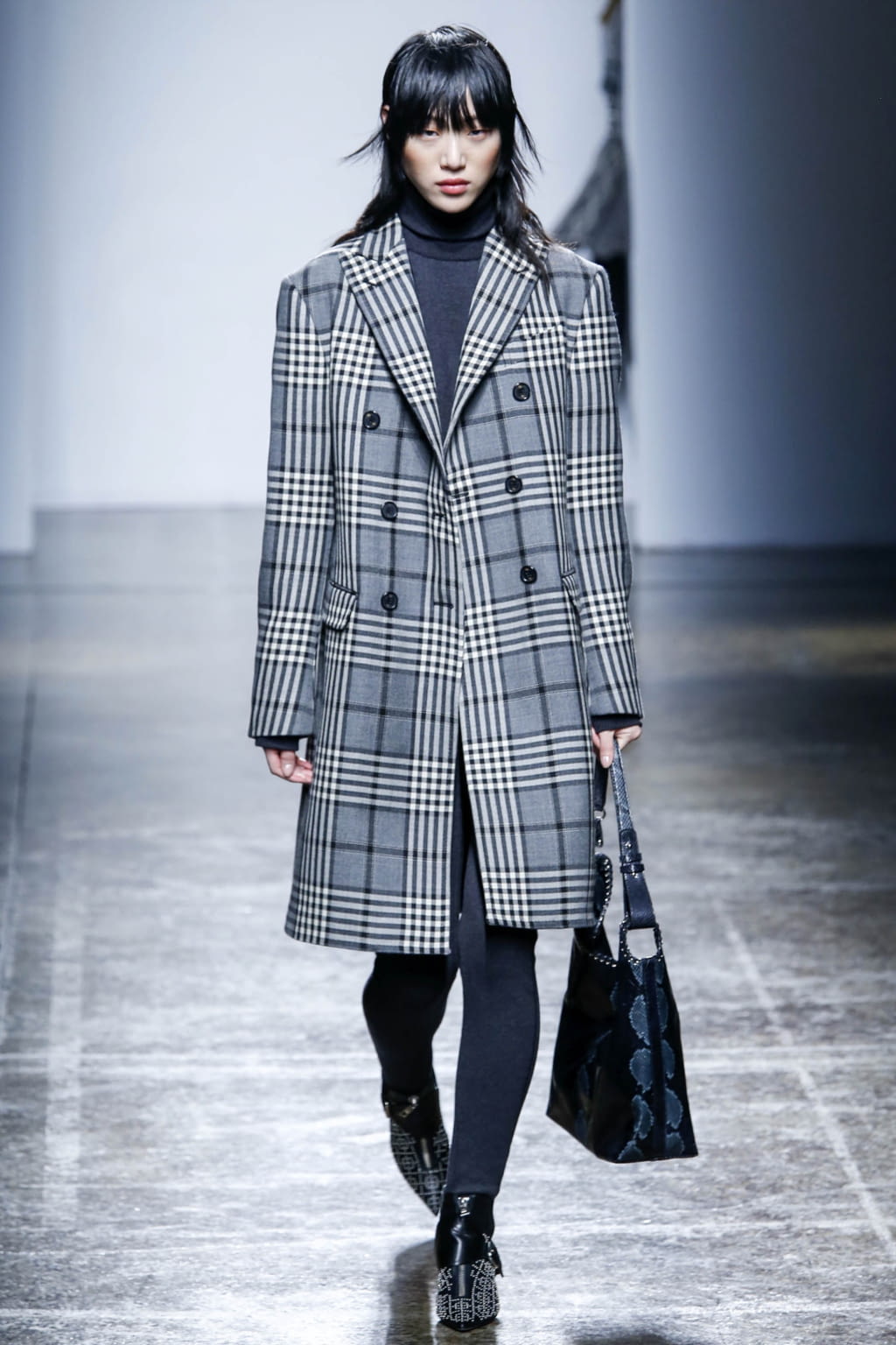 Fashion Week Milan Fall/Winter 2017 look 12 from the Fay collection 女装