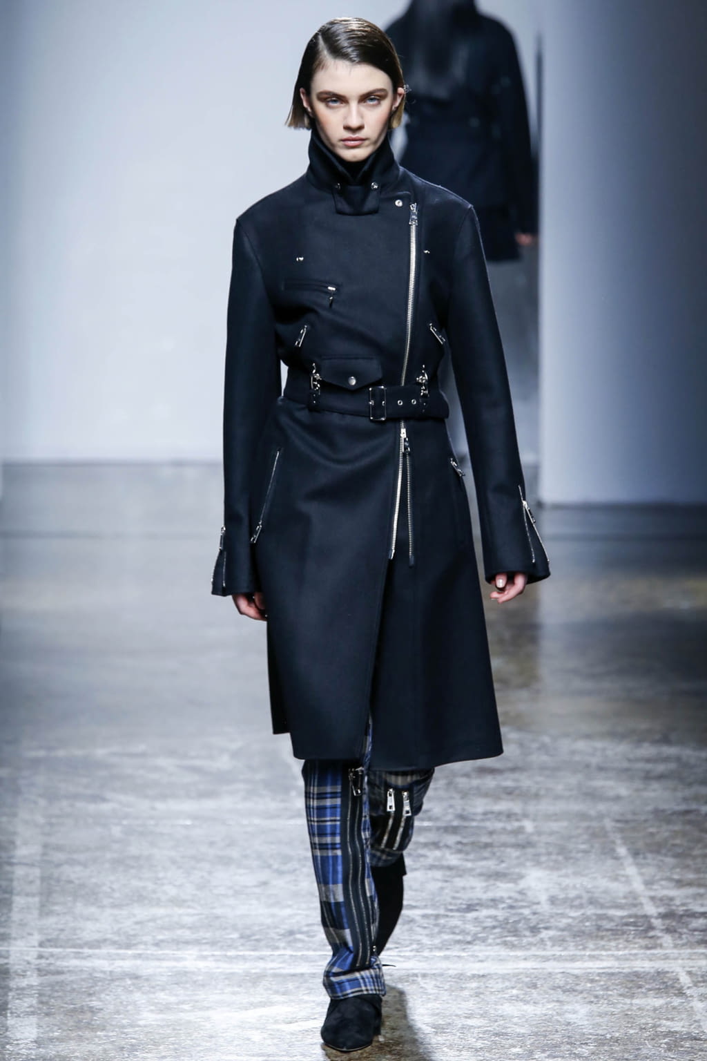 Fashion Week Milan Fall/Winter 2017 look 13 from the Fay collection womenswear