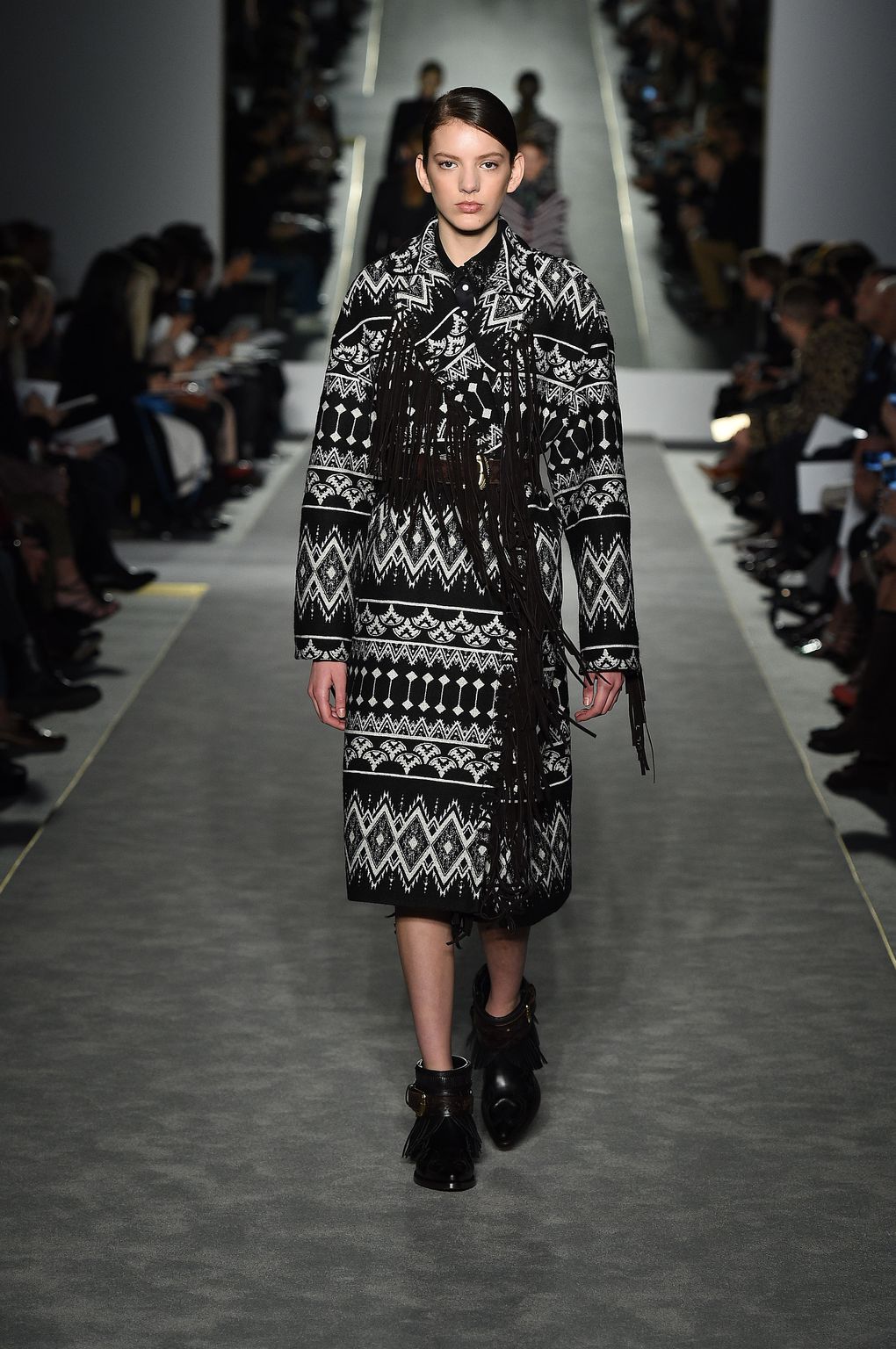 Fashion Week Milan Fall/Winter 2016 look 13 from the Fay collection womenswear