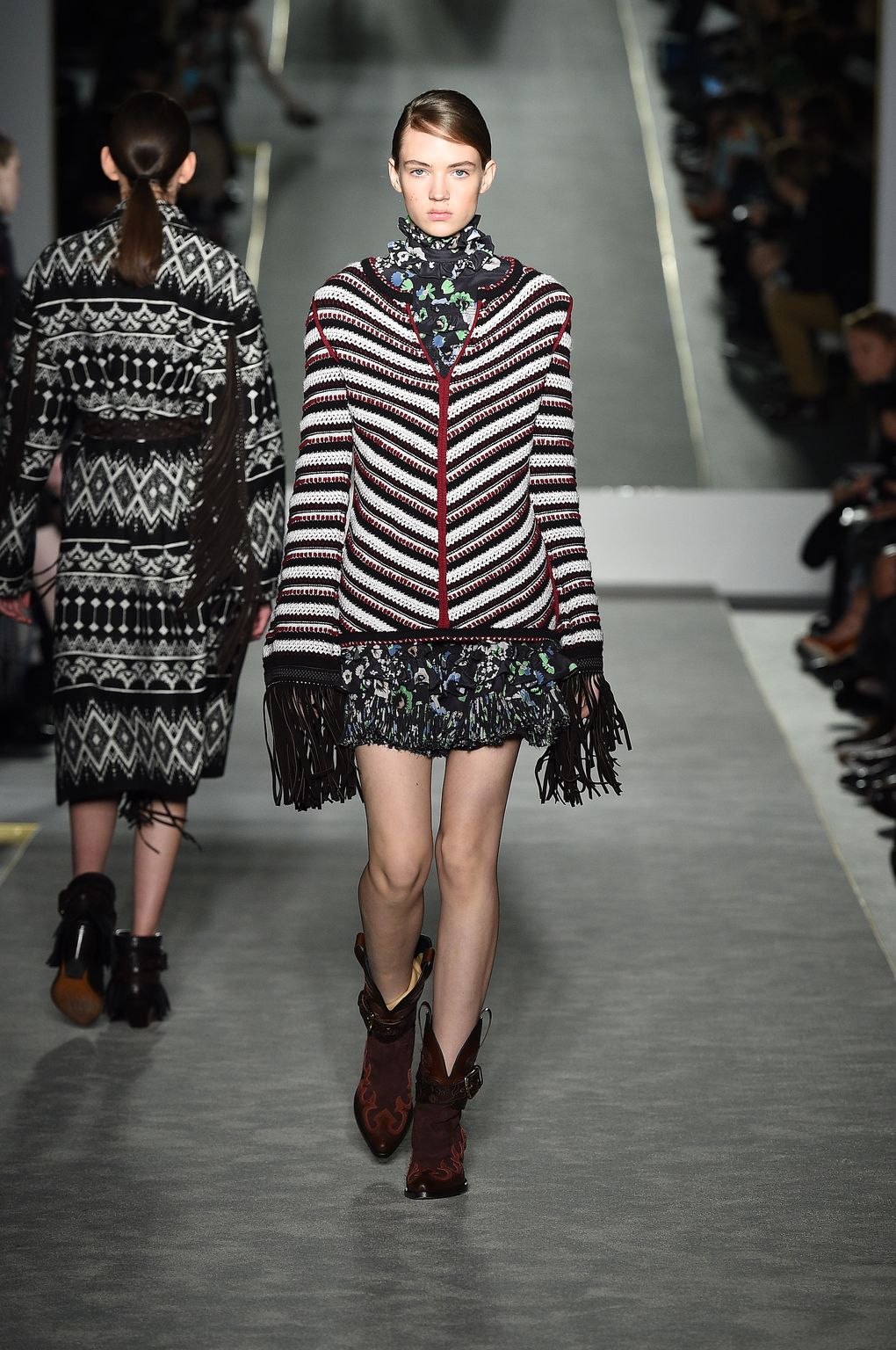 Fashion Week Milan Fall/Winter 2016 look 14 from the Fay collection 女装