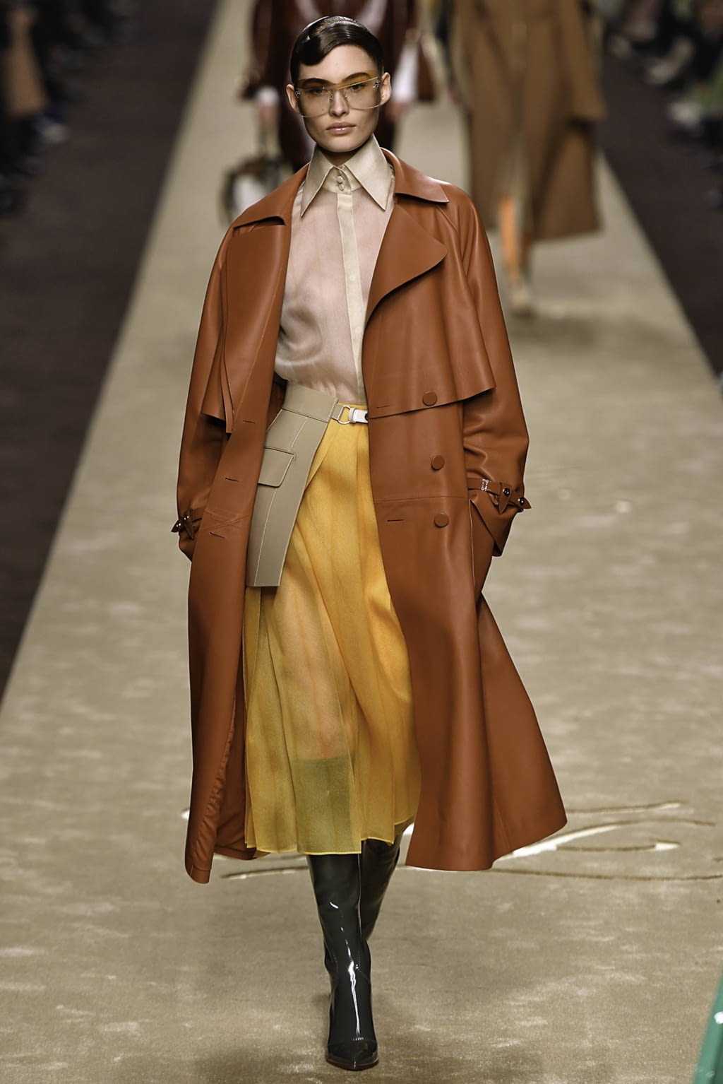 Fashion Week Milan Fall/Winter 2019 look 15 from the Fendi collection womenswear