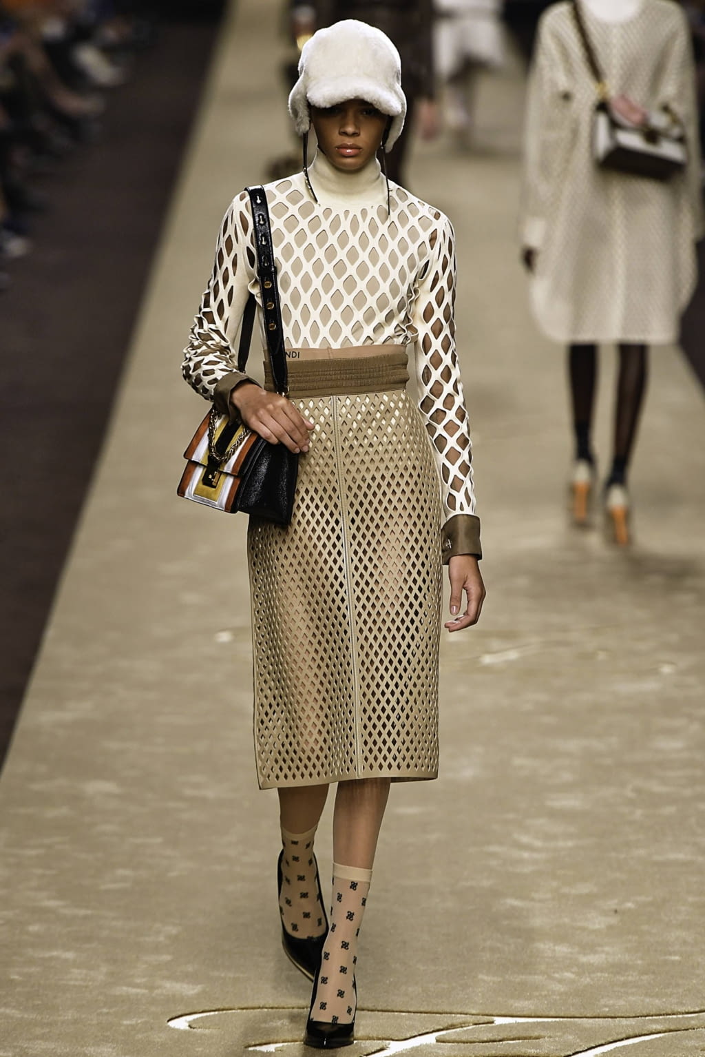 Fashion Week Milan Fall/Winter 2019 look 22 from the Fendi collection womenswear