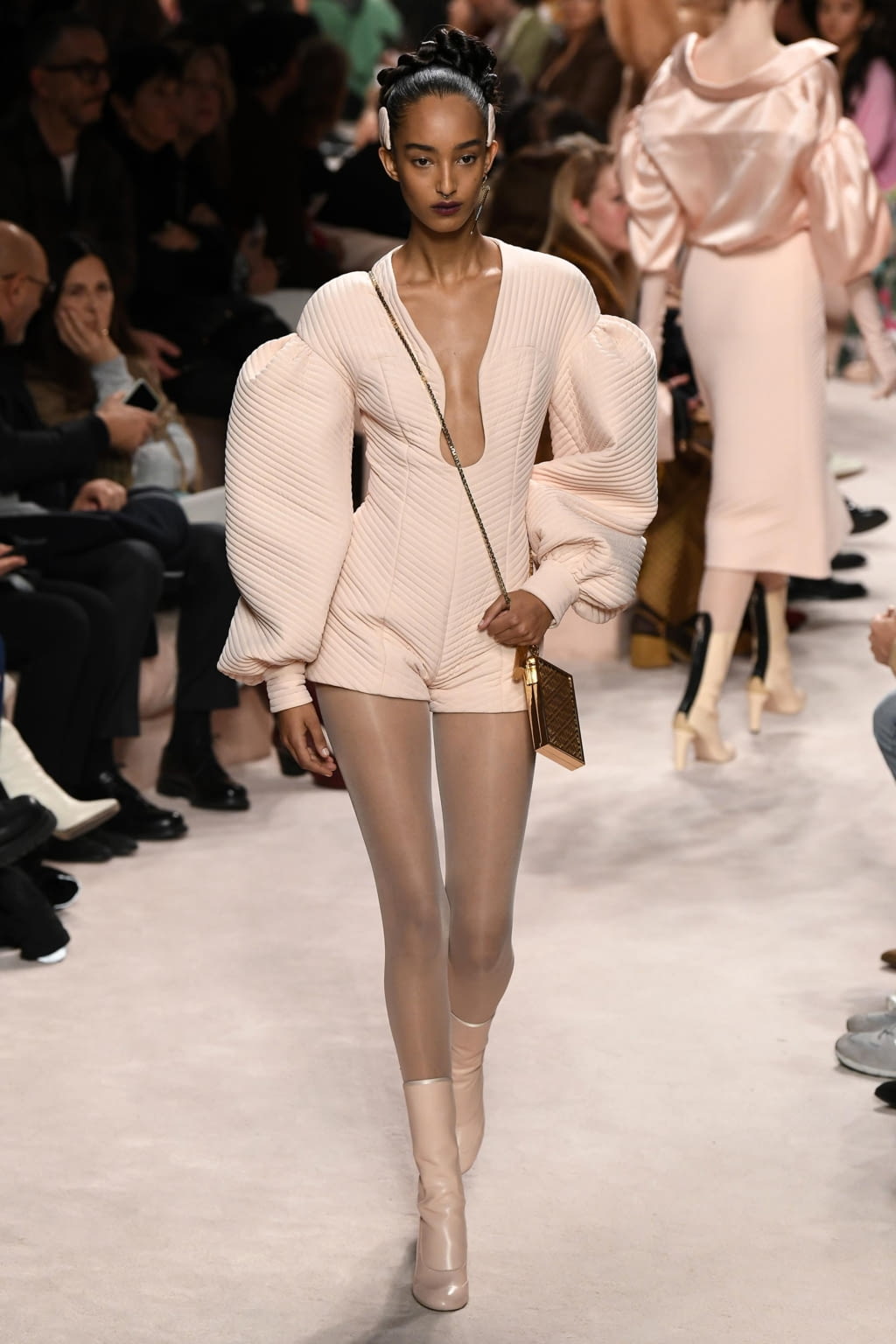 Fashion Week Milan Fall/Winter 2020 look 43 from the Fendi collection womenswear