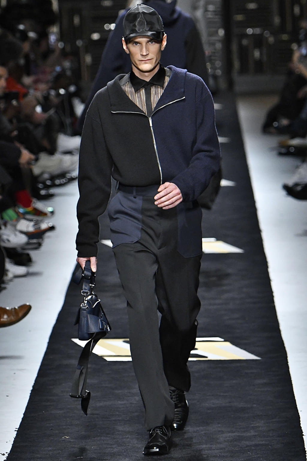Fashion Week Milan Fall/Winter 2019 look 41 from the Fendi collection 男装