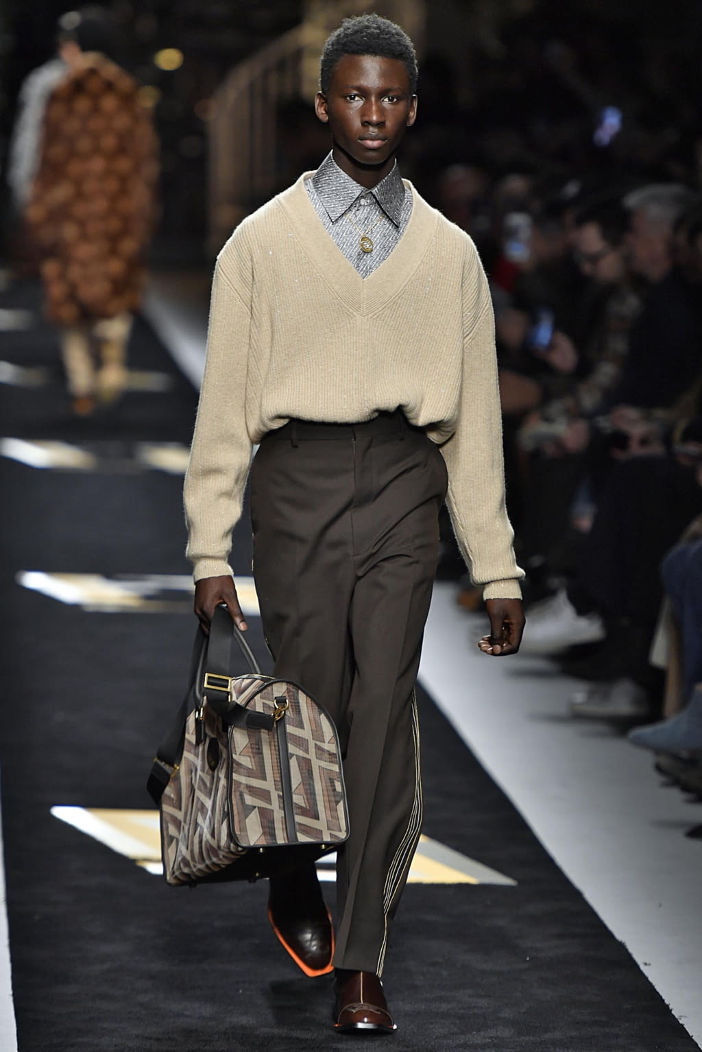 Fashion Week Milan Fall/Winter 2019 look 12 from the Fendi collection menswear