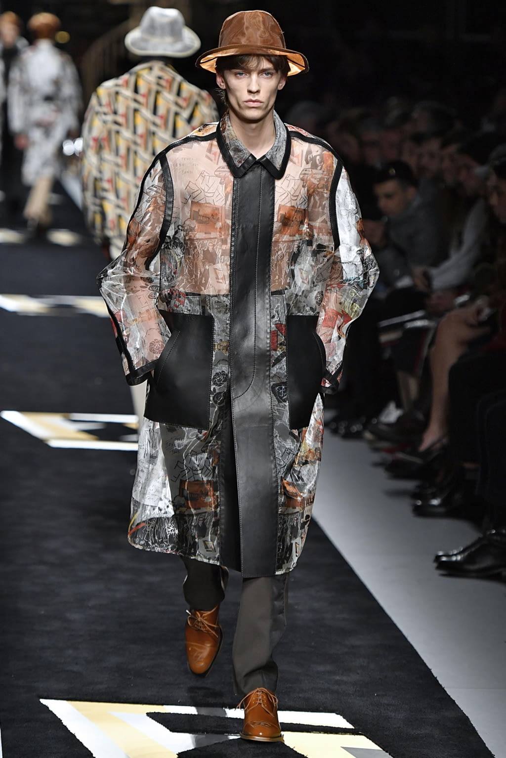 Fashion Week Milan Fall/Winter 2019 look 26 from the Fendi collection 男装
