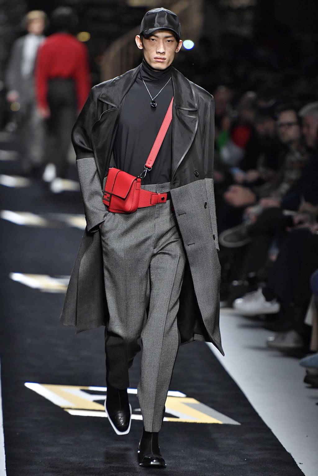 Fashion Week Milan Fall/Winter 2019 look 32 de la collection Fendi menswear