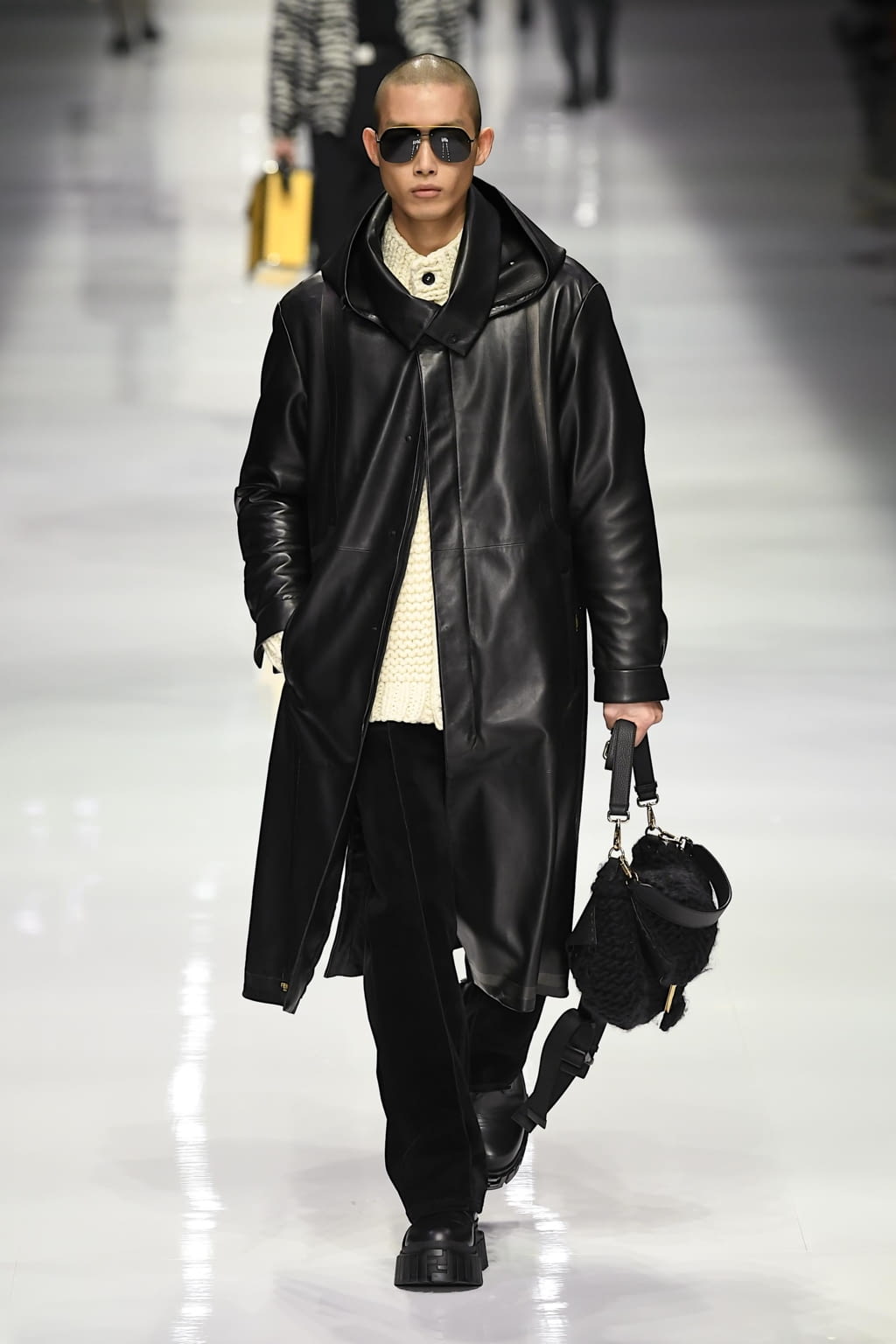 Fashion Week Milan Fall/Winter 2020 look 10 from the Fendi collection 男装