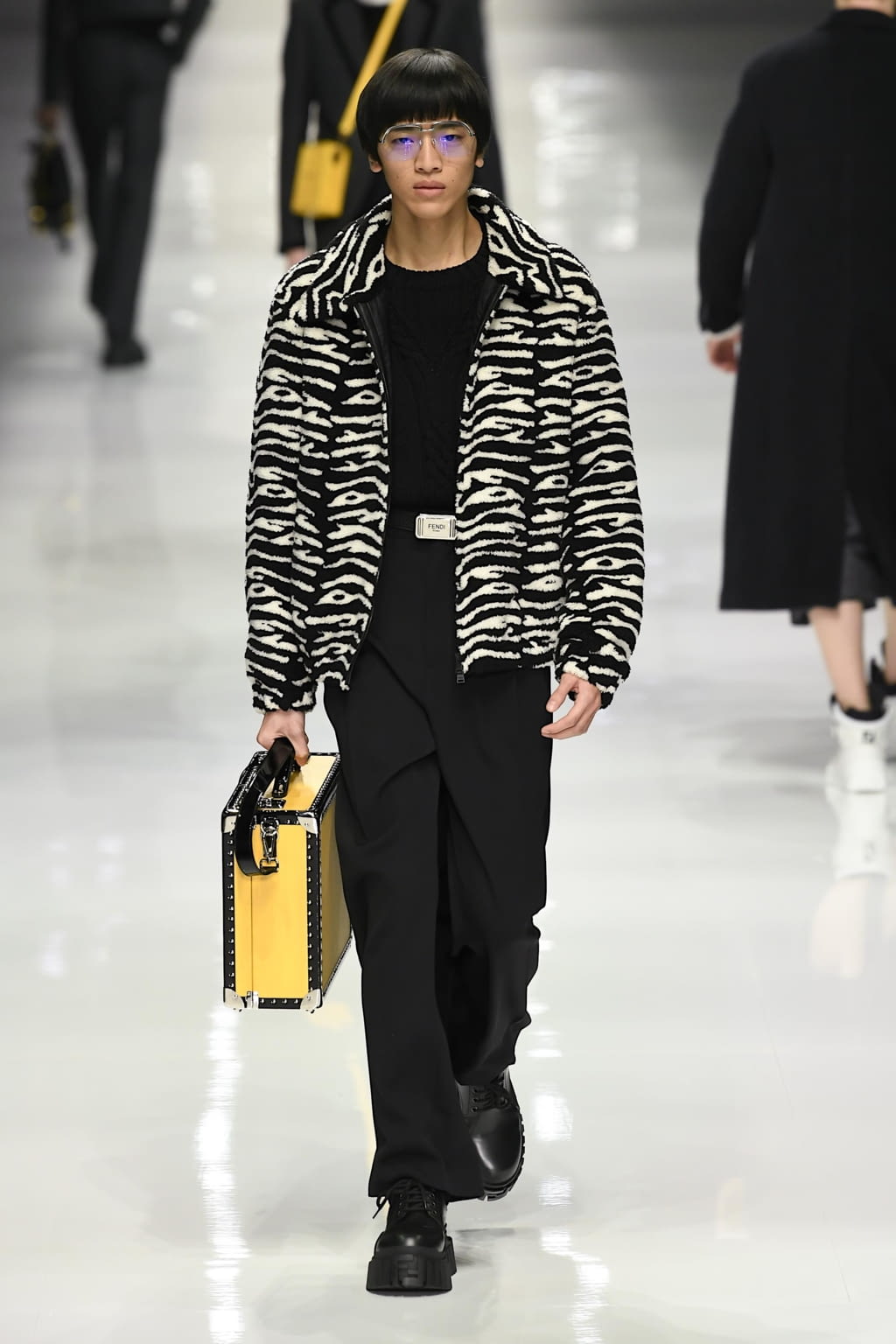 Fashion Week Milan Fall/Winter 2020 look 11 from the Fendi collection 男装
