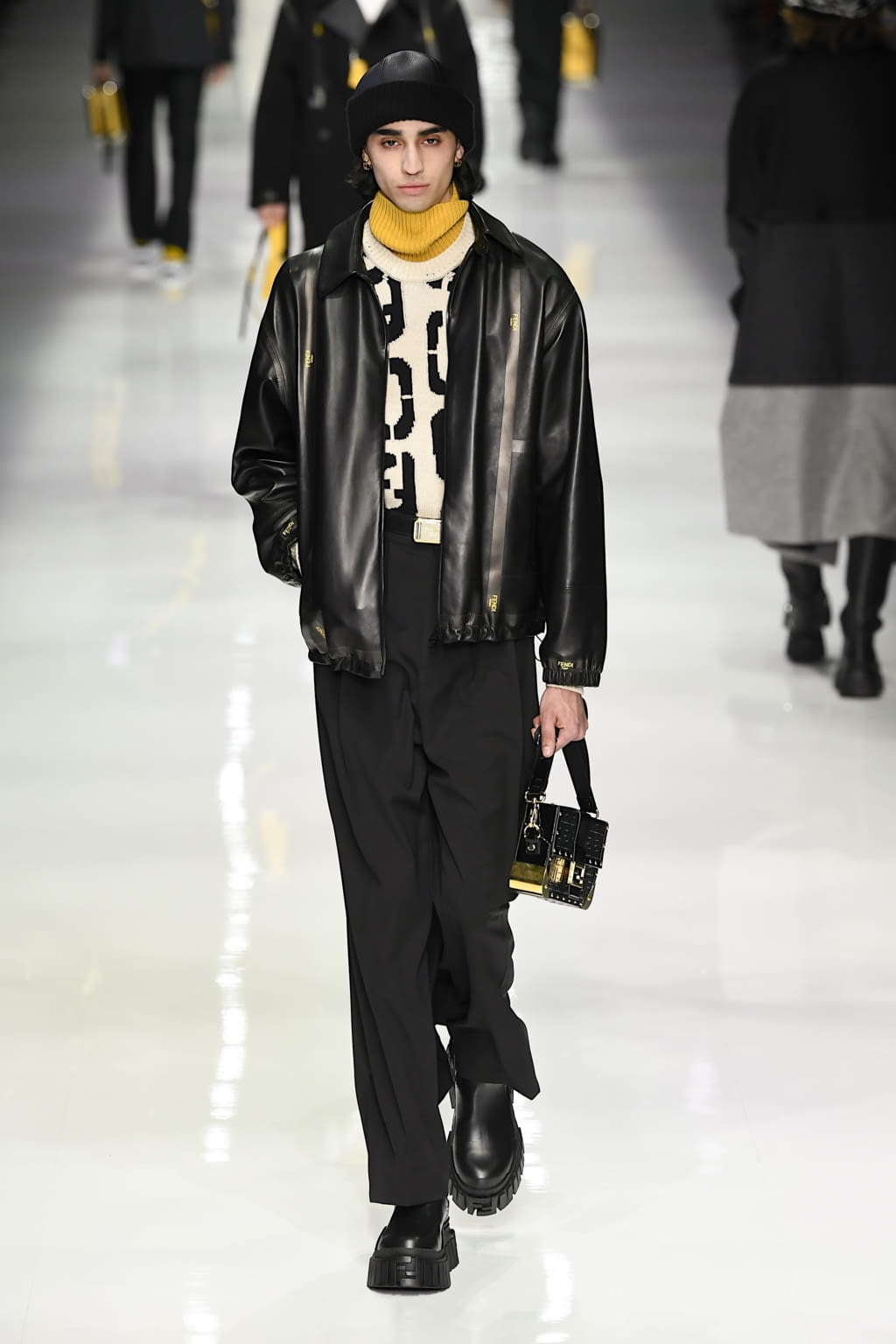 Fashion Week Milan Fall/Winter 2020 look 14 from the Fendi collection menswear