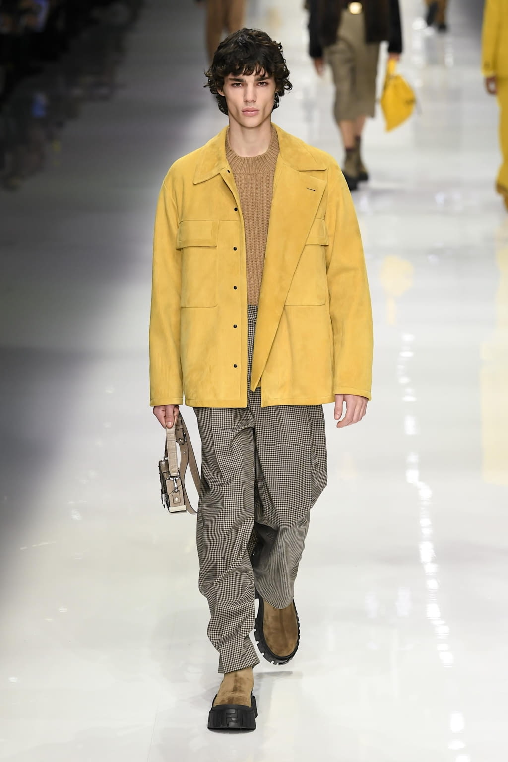 Fashion Week Milan Fall/Winter 2020 look 25 de la collection Fendi menswear