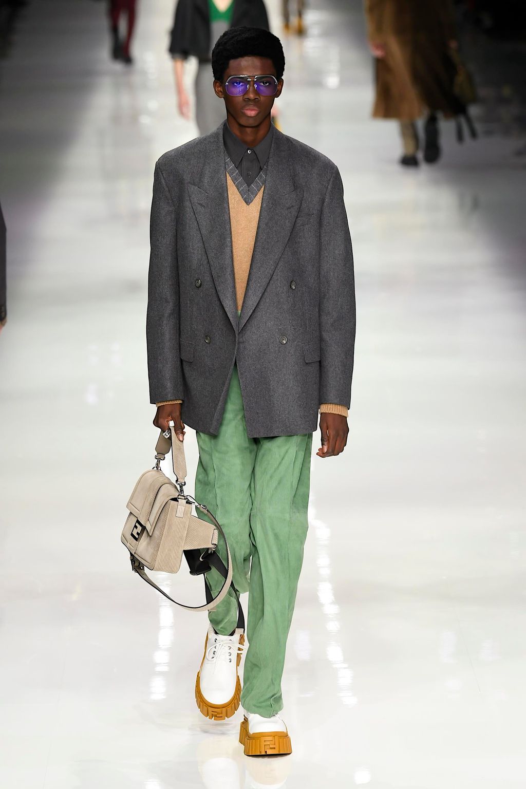 Fashion Week Milan Fall/Winter 2020 look 31 de la collection Fendi menswear