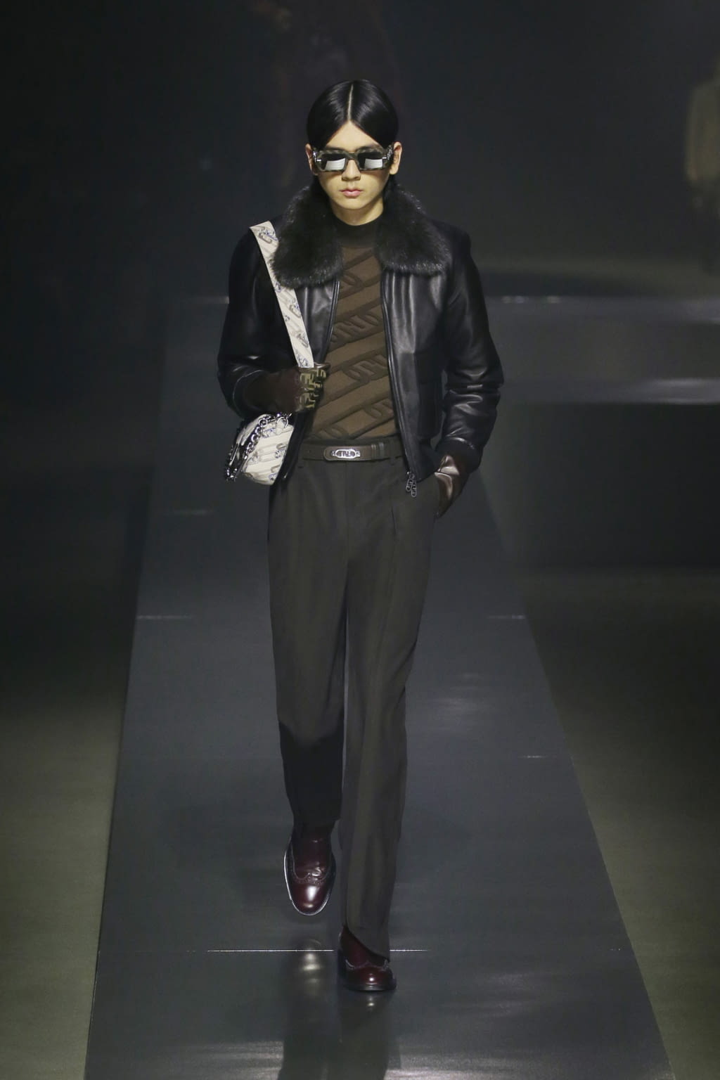 Fashion Week Milan Fall/Winter 2022 look 19 de la collection Fendi menswear