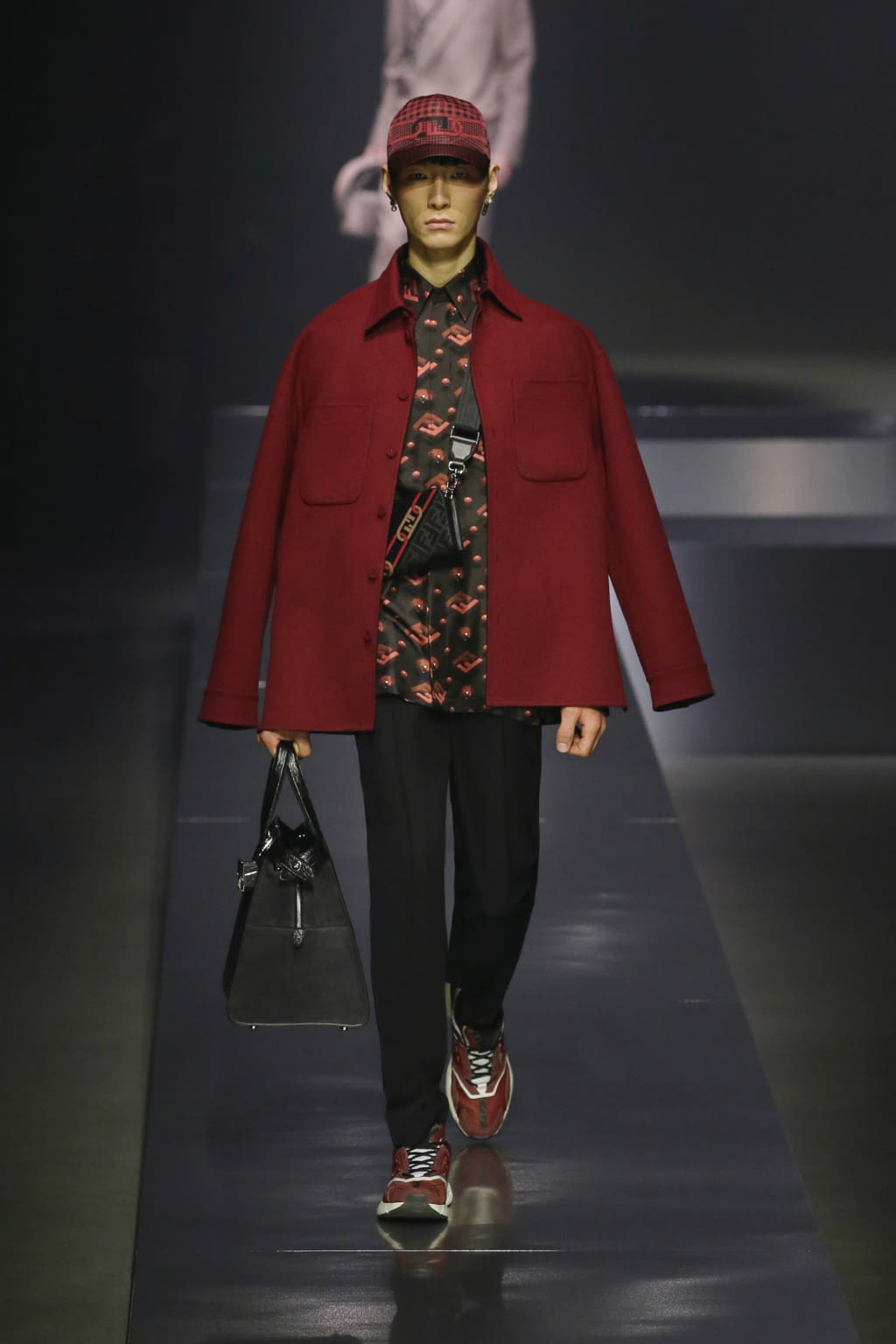 Fashion Week Milan Fall/Winter 2022 look 23 de la collection Fendi menswear