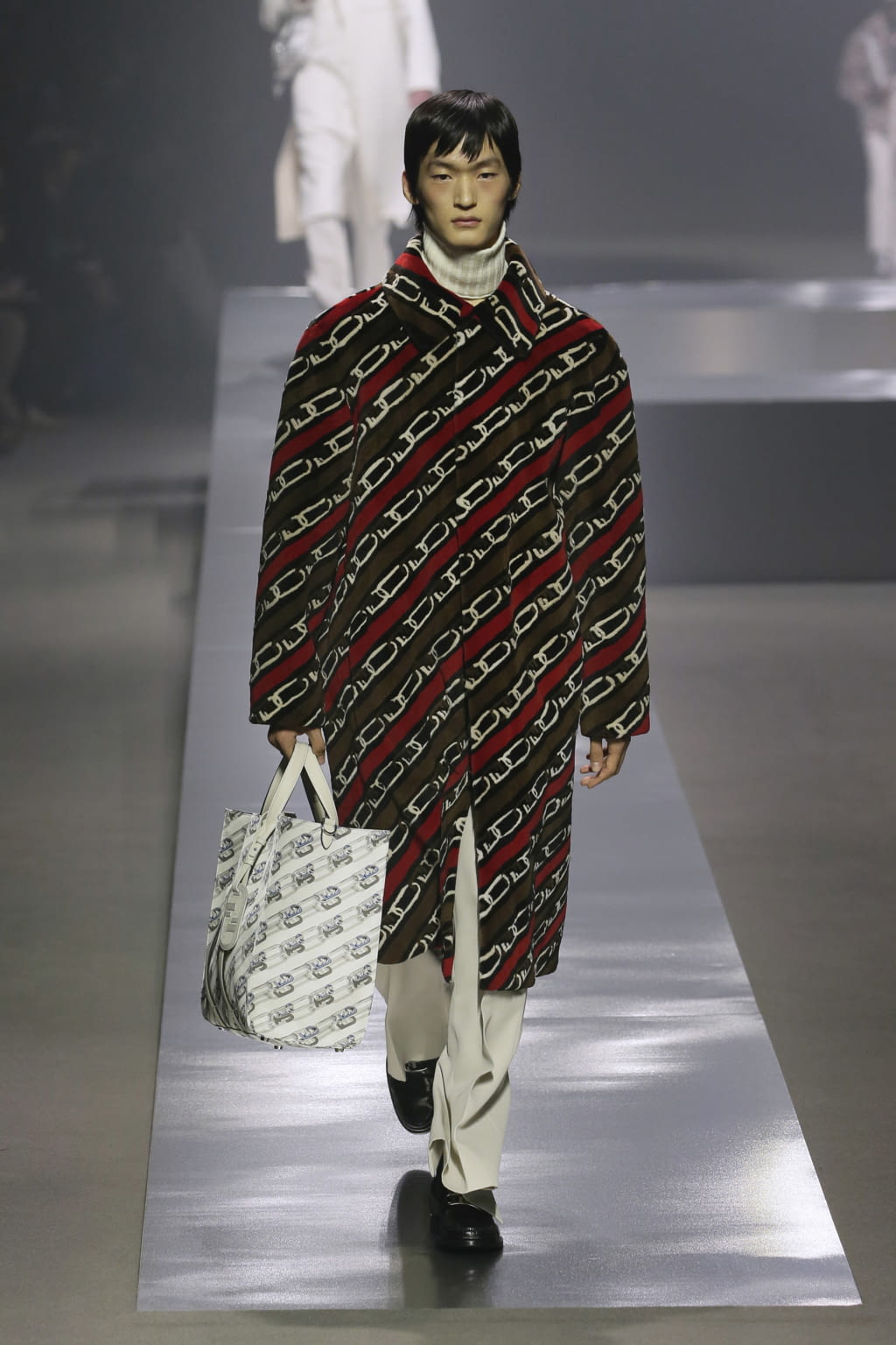 Fashion Week Milan Fall/Winter 2022 look 27 from the Fendi collection menswear