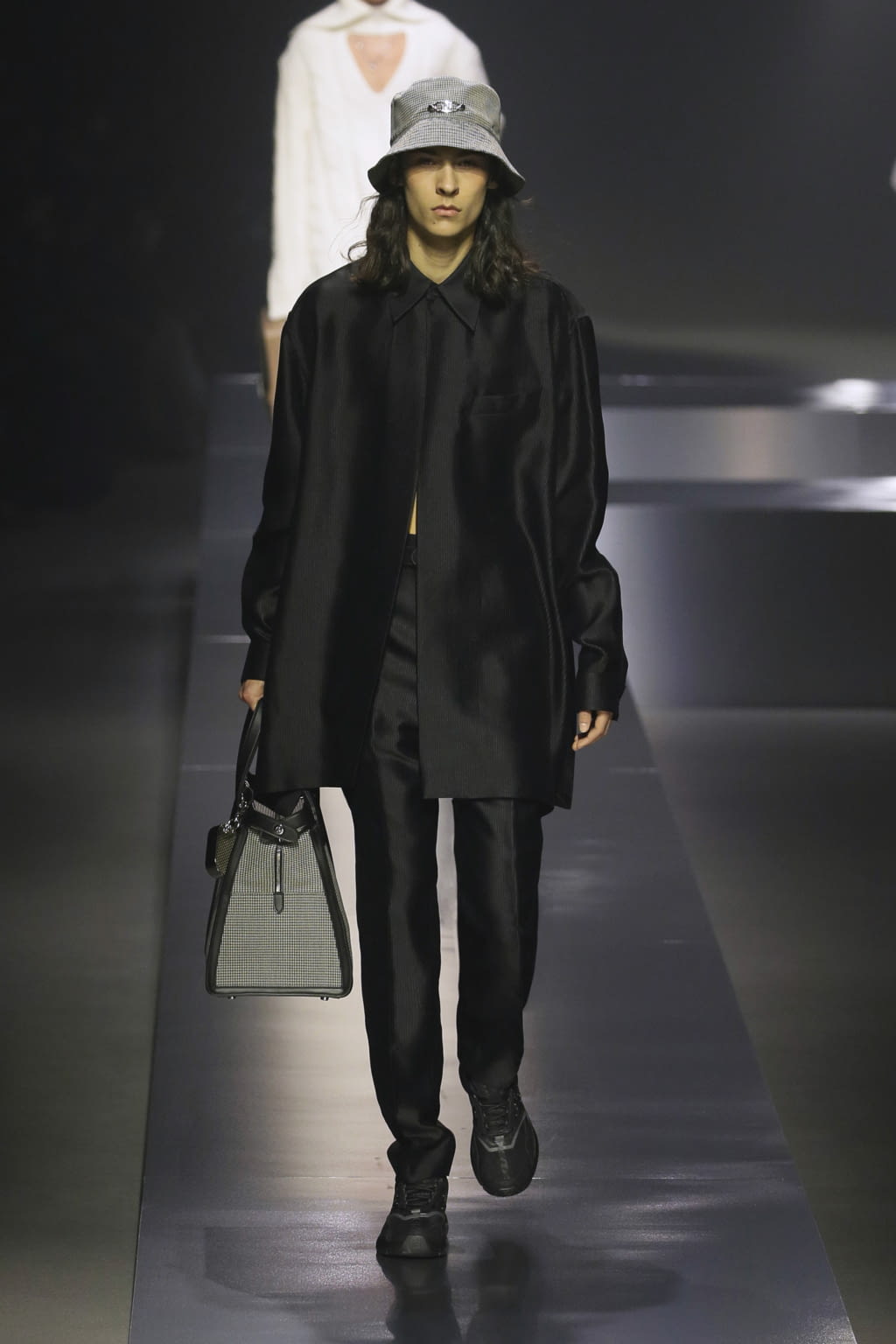 Fashion Week Milan Fall/Winter 2022 look 41 from the Fendi collection 男装