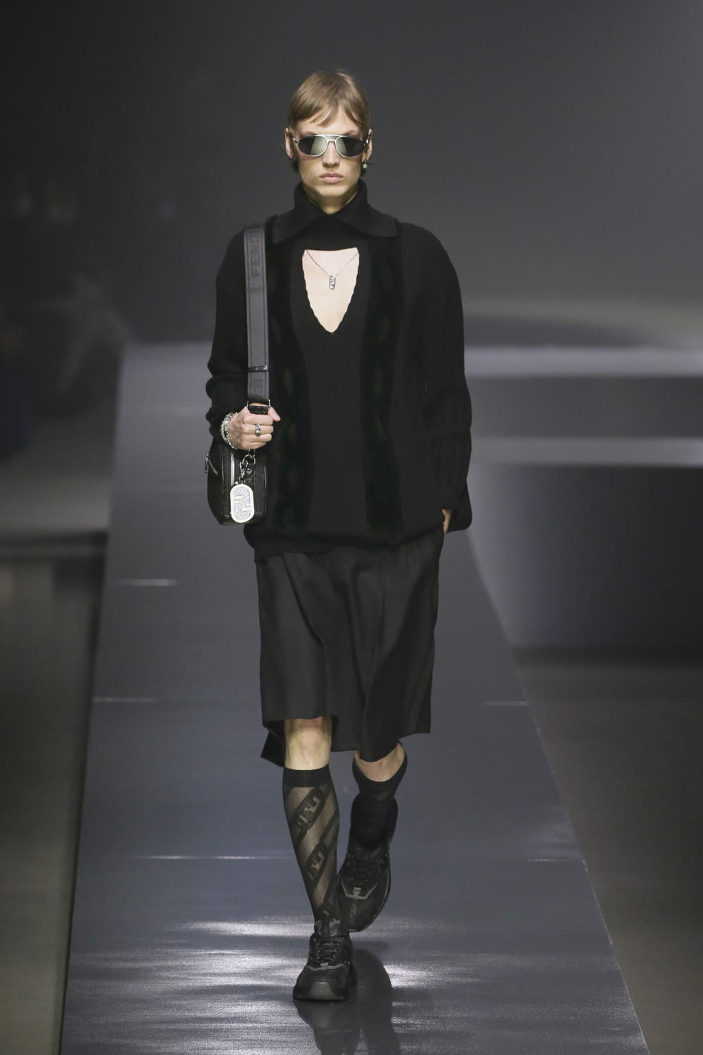 Fashion Week Milan Fall/Winter 2022 look 45 from the Fendi collection 男装