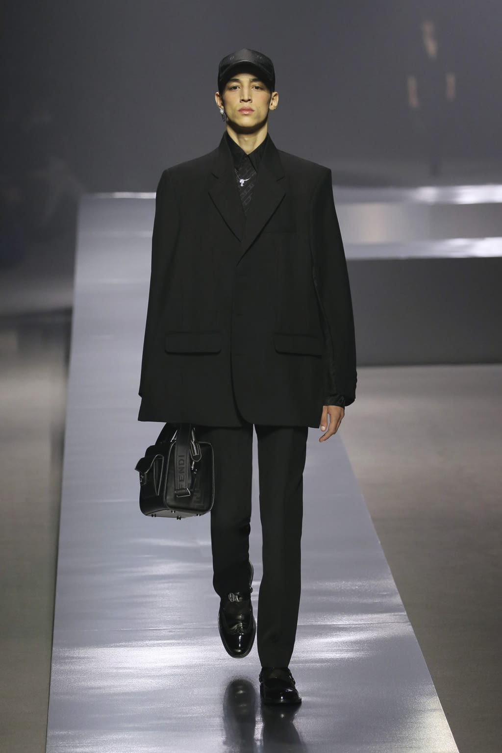 Fashion Week Milan Fall/Winter 2022 look 47 from the Fendi collection menswear