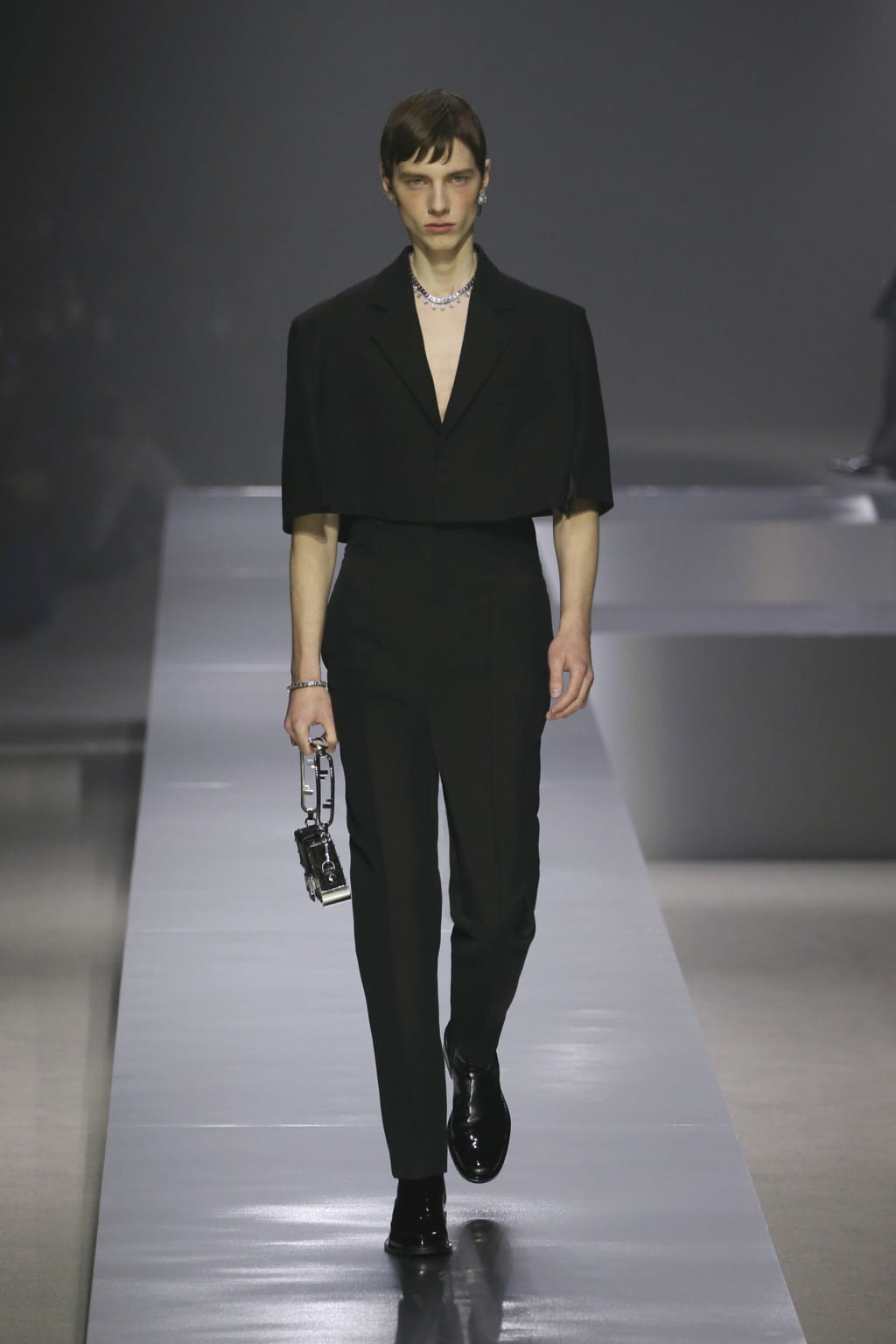 Fashion Week Milan Fall/Winter 2022 look 50 de la collection Fendi menswear