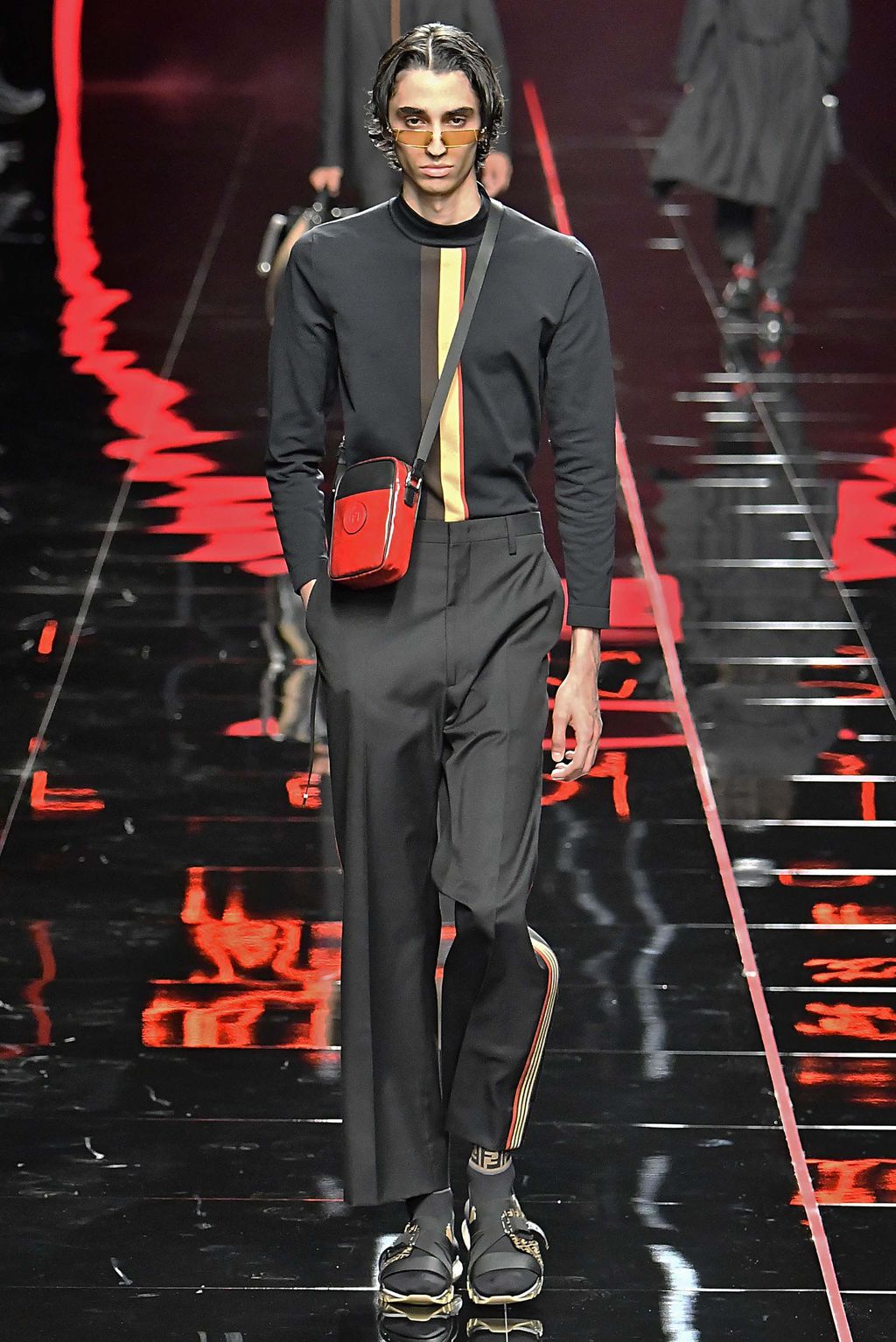 Fashion Week Milan Spring/Summer 2019 look 3 from the Fendi collection 男装