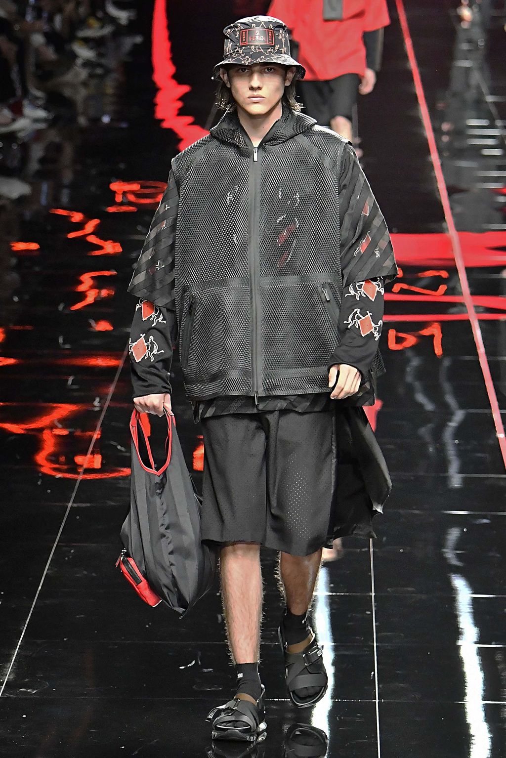 Fashion Week Milan Spring/Summer 2019 look 9 from the Fendi collection menswear