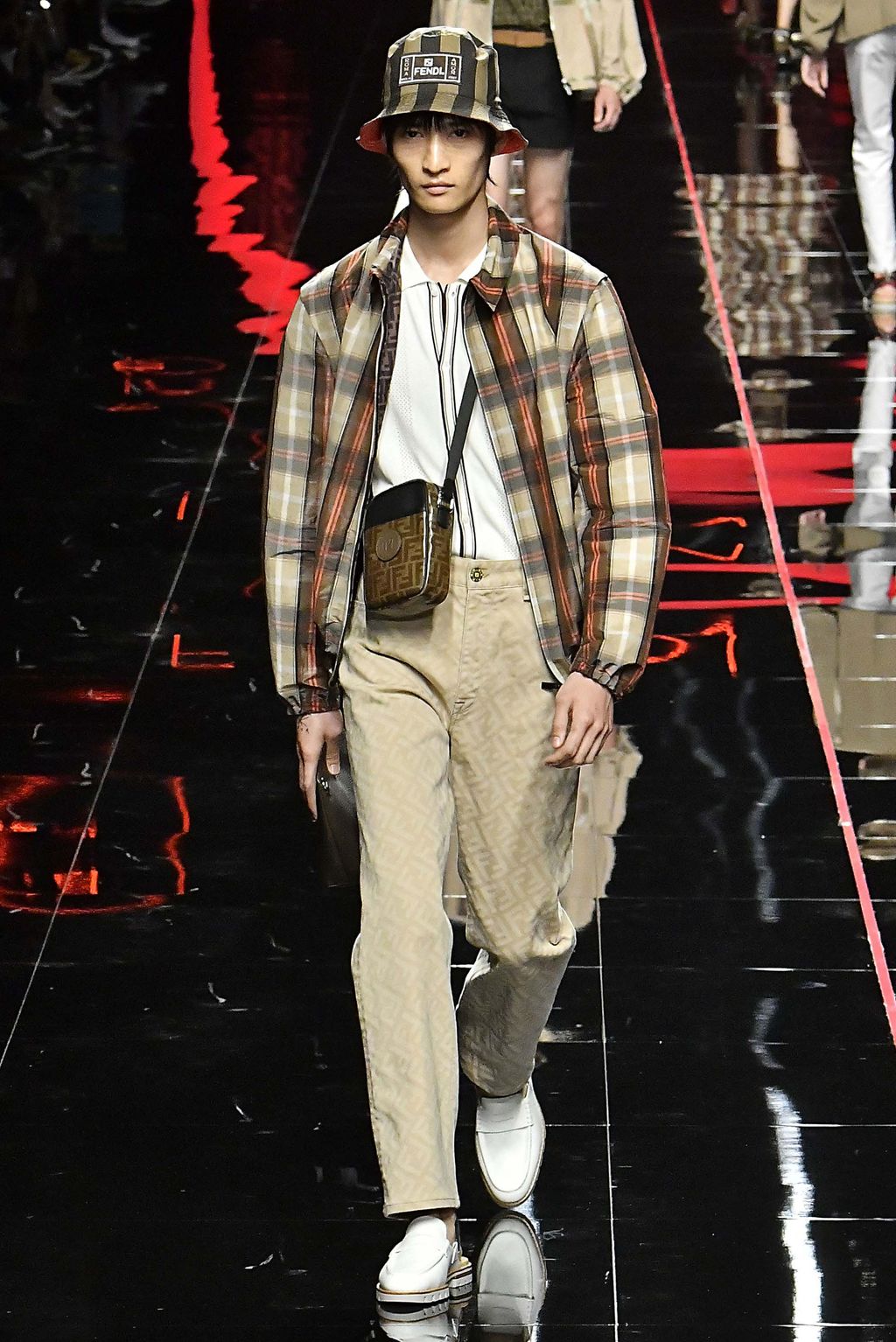Fashion Week Milan Spring/Summer 2019 look 28 from the Fendi collection menswear
