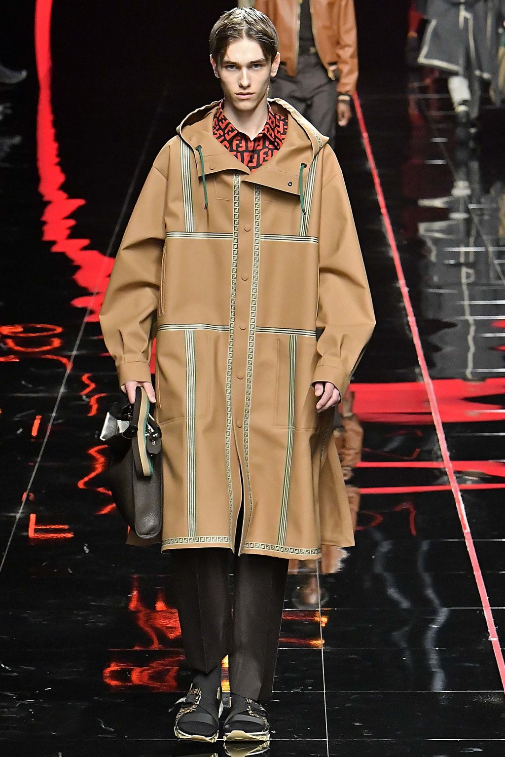Fashion Week Milan Spring/Summer 2019 look 36 from the Fendi collection 男装