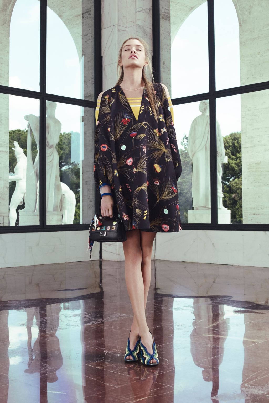 Fashion Week Milan Resort 2017 look 22 from the Fendi collection womenswear