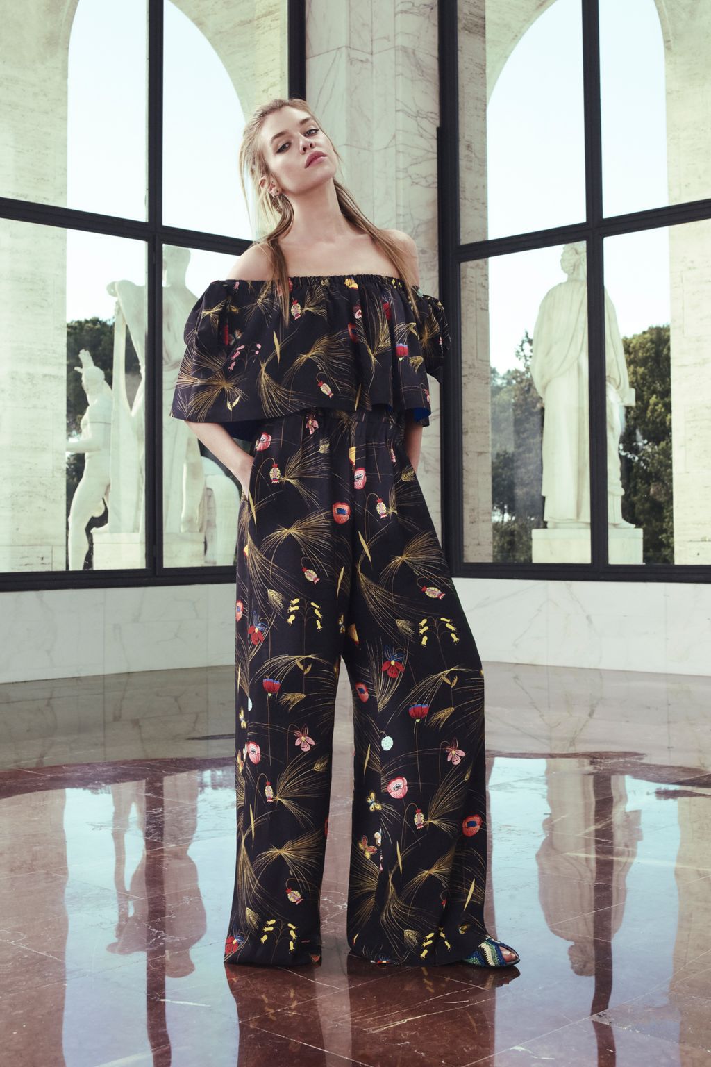 Fashion Week Milan Resort 2017 look 24 from the Fendi collection womenswear