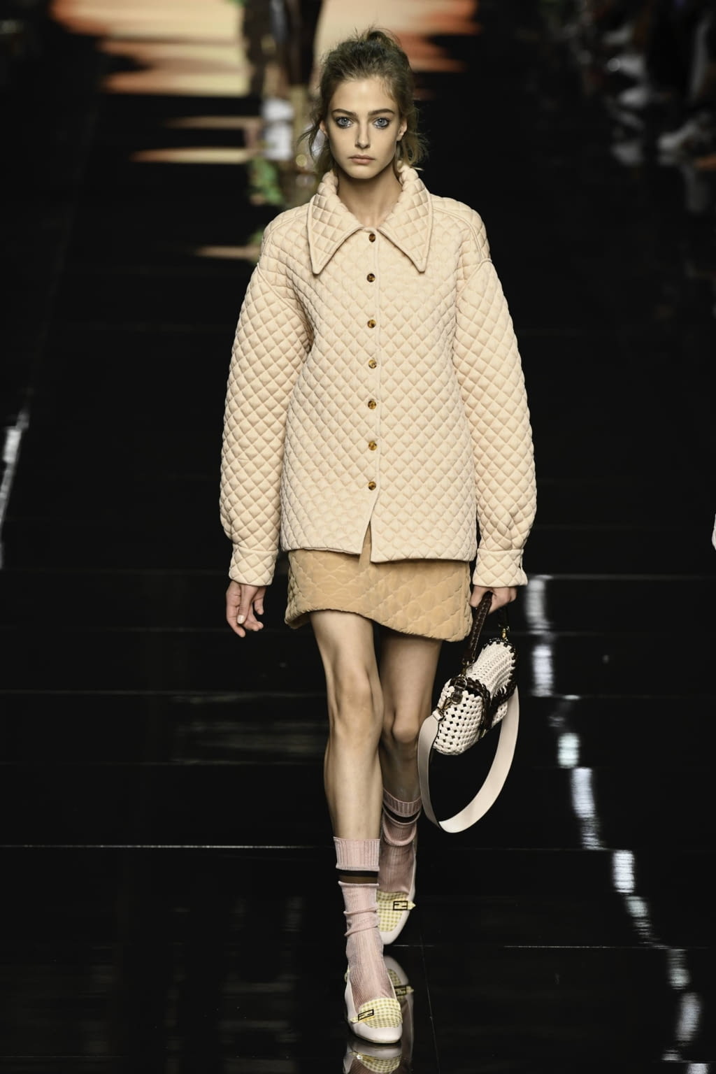 Fashion Week Milan Spring/Summer 2020 look 2 from the Fendi collection 女装