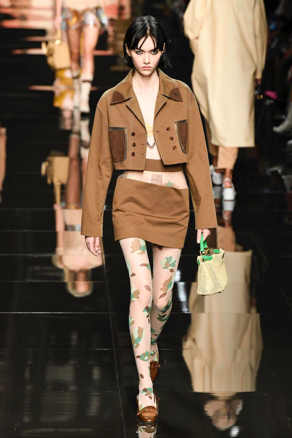 Fashion Week Milan Spring/Summer 2020 look 26 from the Fendi collection 女装