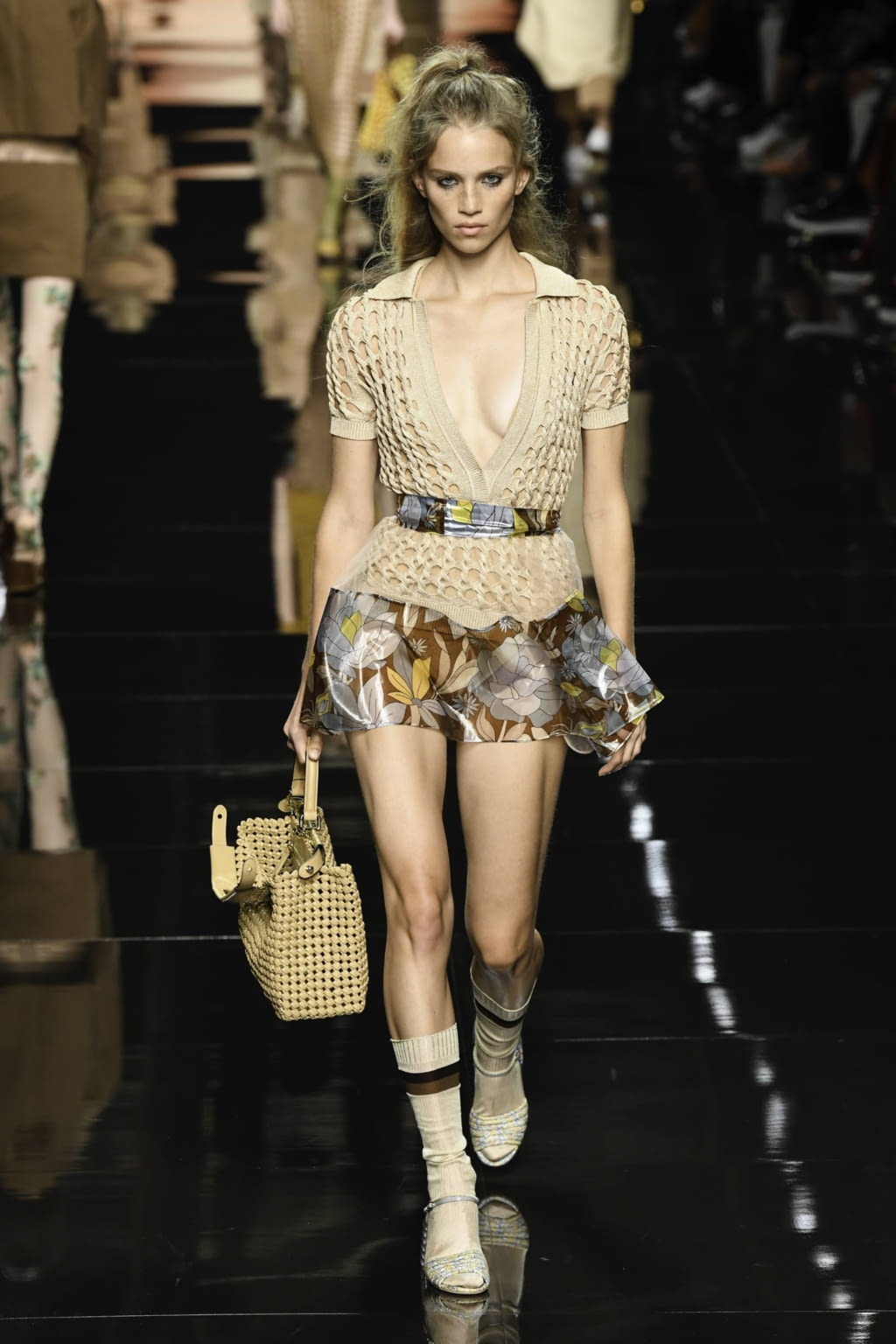 Fashion Week Milan Spring/Summer 2020 look 27 from the Fendi collection womenswear