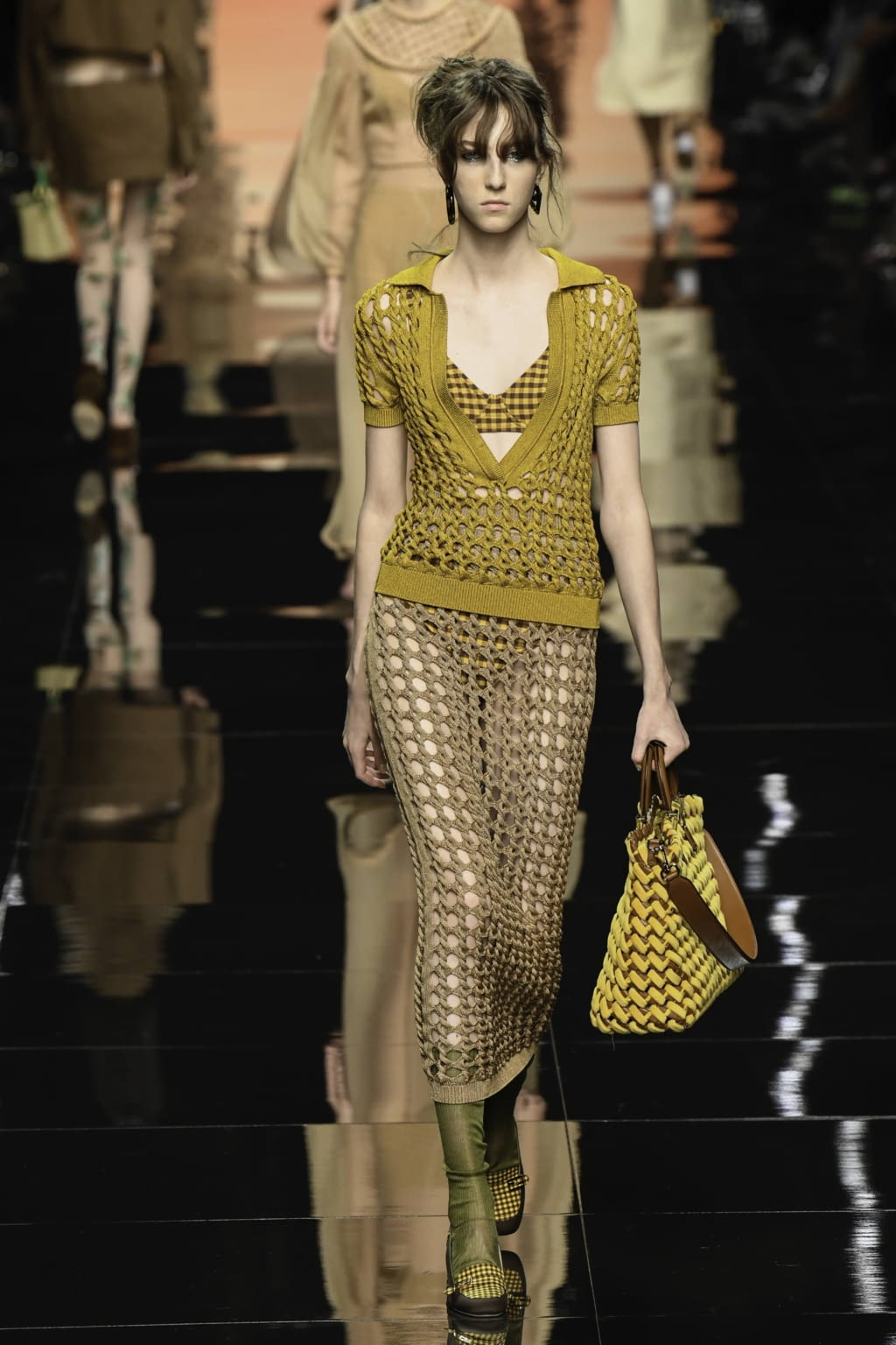 Fashion Week Milan Spring/Summer 2020 look 28 de la collection Fendi womenswear