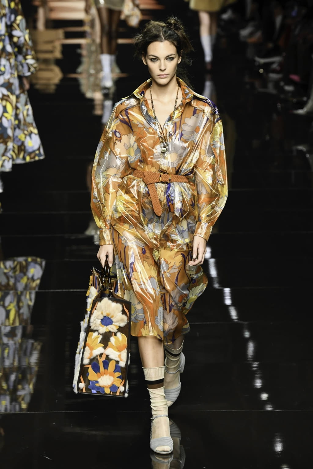 Fashion Week Milan Spring/Summer 2020 look 35 from the Fendi collection 女装