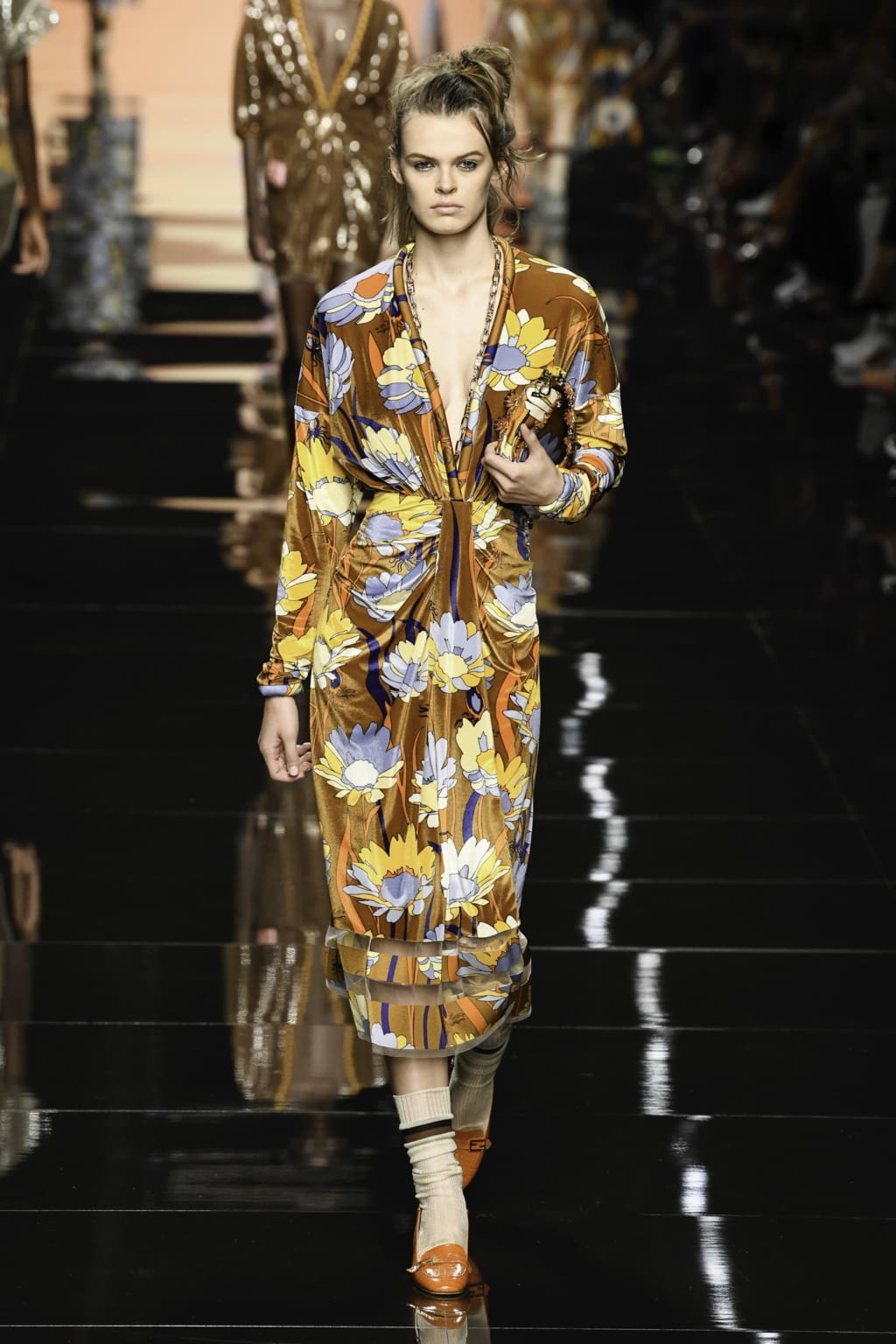 Fashion Week Milan Spring/Summer 2020 look 38 from the Fendi collection womenswear